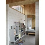 Muuto Stacked shelf module, small, light grey, decoration image