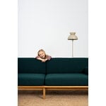TAKT T19 Spoke Sofa with armrests, oak - dark blue Kvadrat Autumn 0791, decoration image