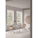 Vipp 453+ Drehstuhl, poliertes Gestell - Kamel-Leder, mit Rollen, dekorationsbild
