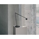 Wästberg Lampada da tavolo w225 Ion b4040, 3000 K, bianco del traffico, immagine decorativa