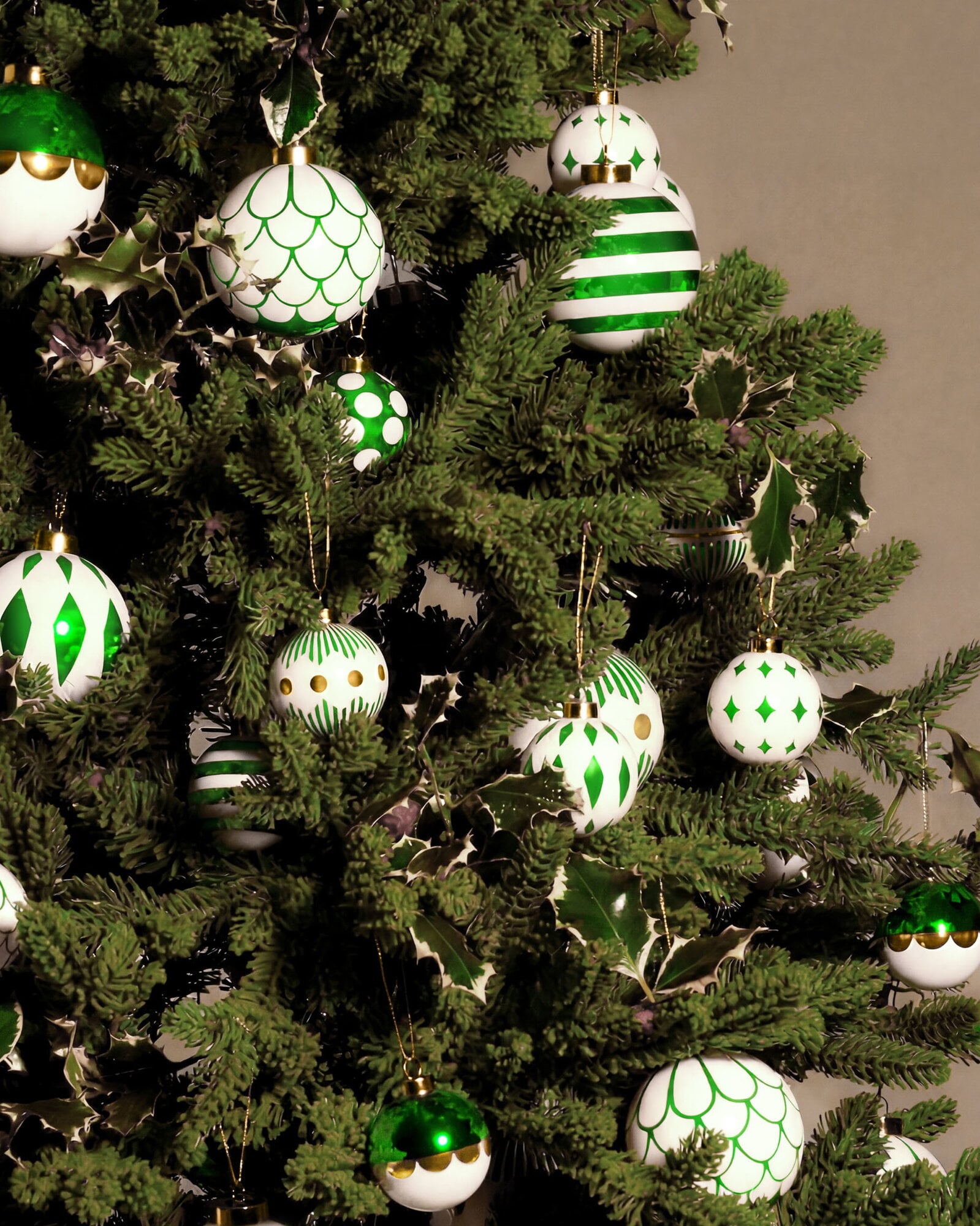 Alessi Delight bauble, 6 cm, set 3, white - green - gold | Finnish ...