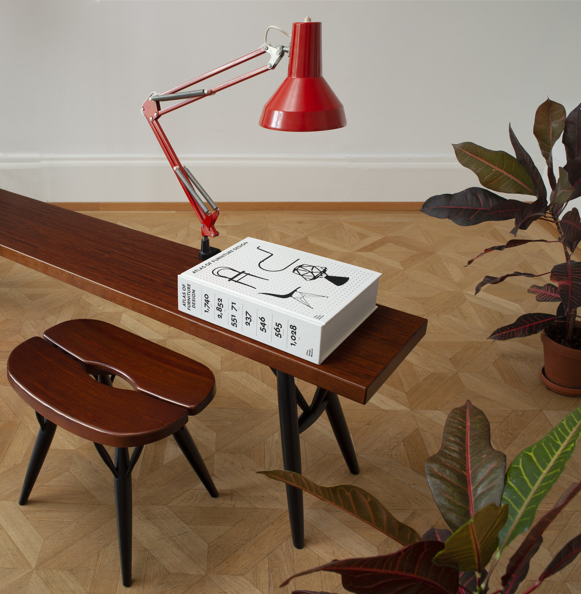 workspirit Vitra Furniture Museum 特集号 Vitra Design Museum Atlas of Furniture Design | Finnish Design Shop