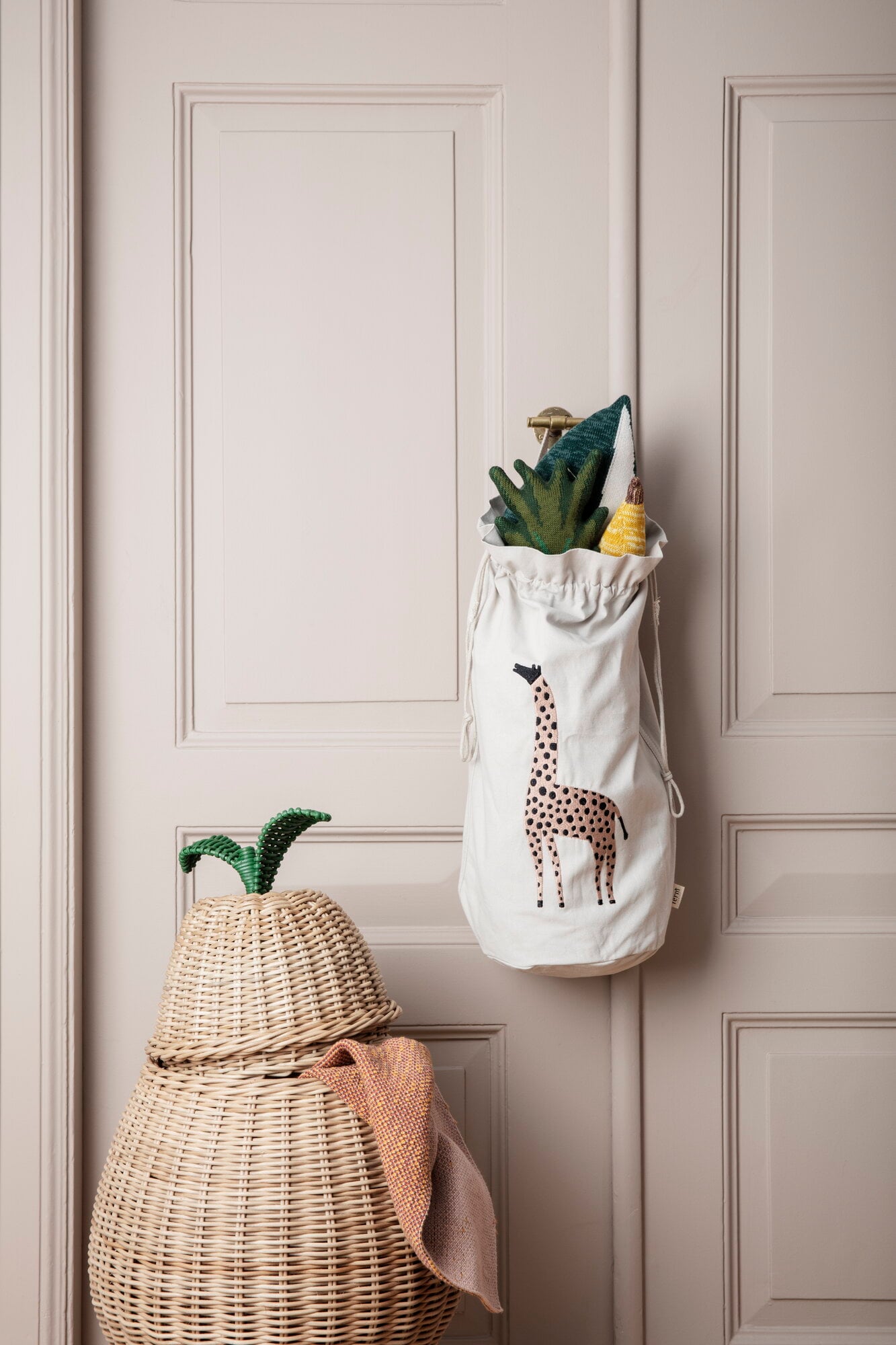 Ferm Living Pear braided basket | Finnish Design Shop