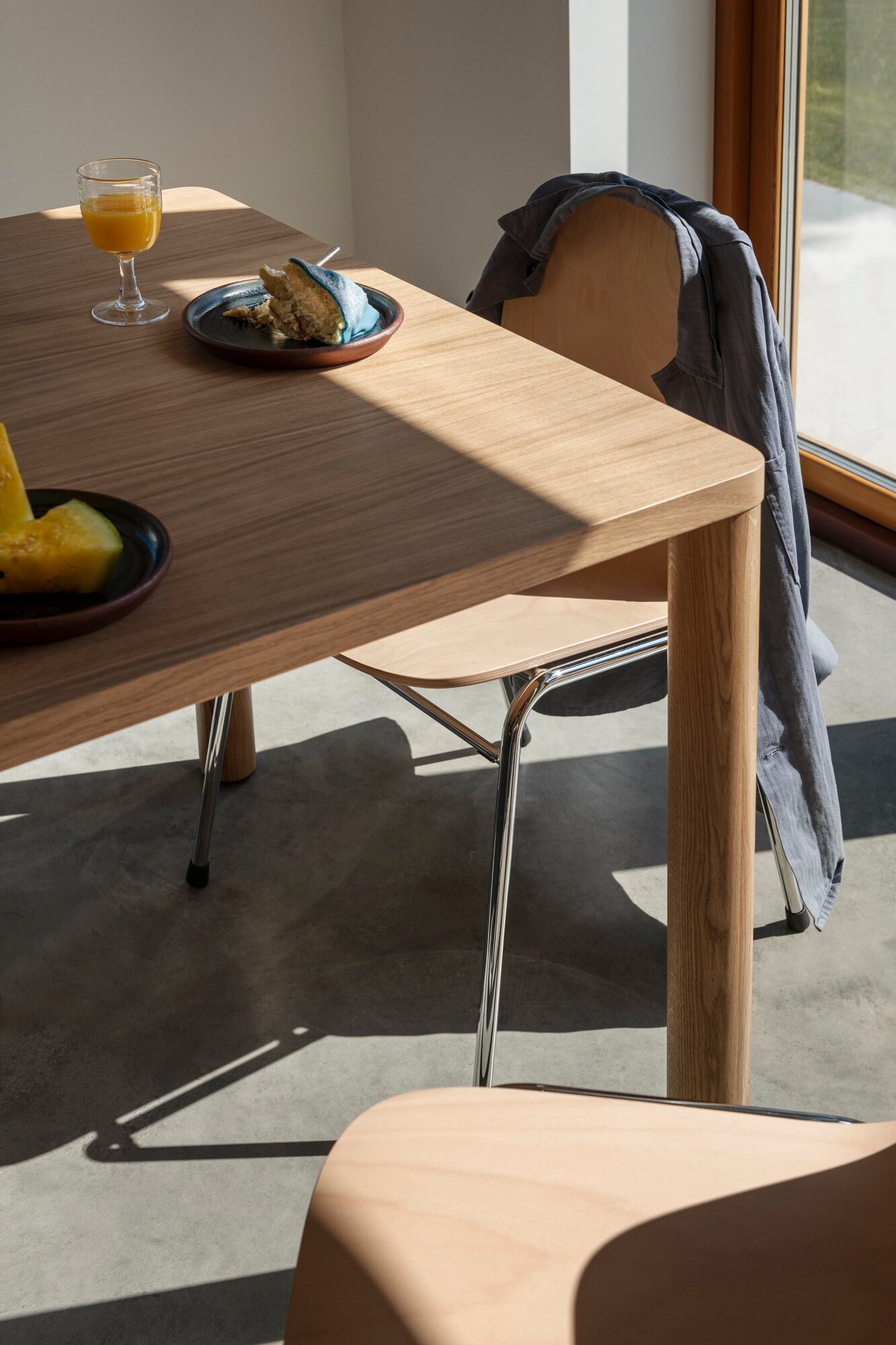 Hem Log table, 180 x 90 cm, oak | Finnish Design Shop