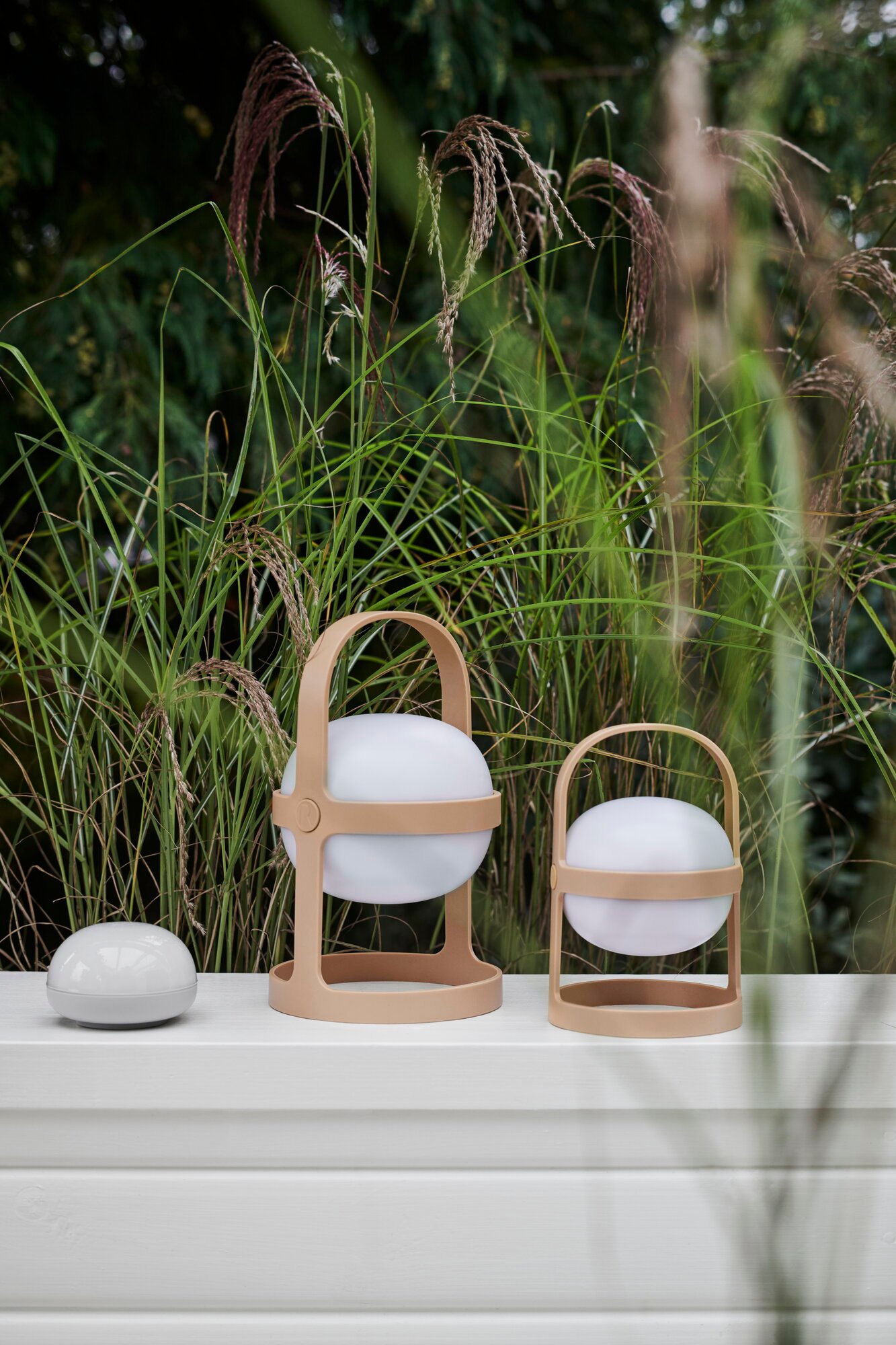 Rosendahl Soft Spot Solar Circular table lamp 25 cm, wheat