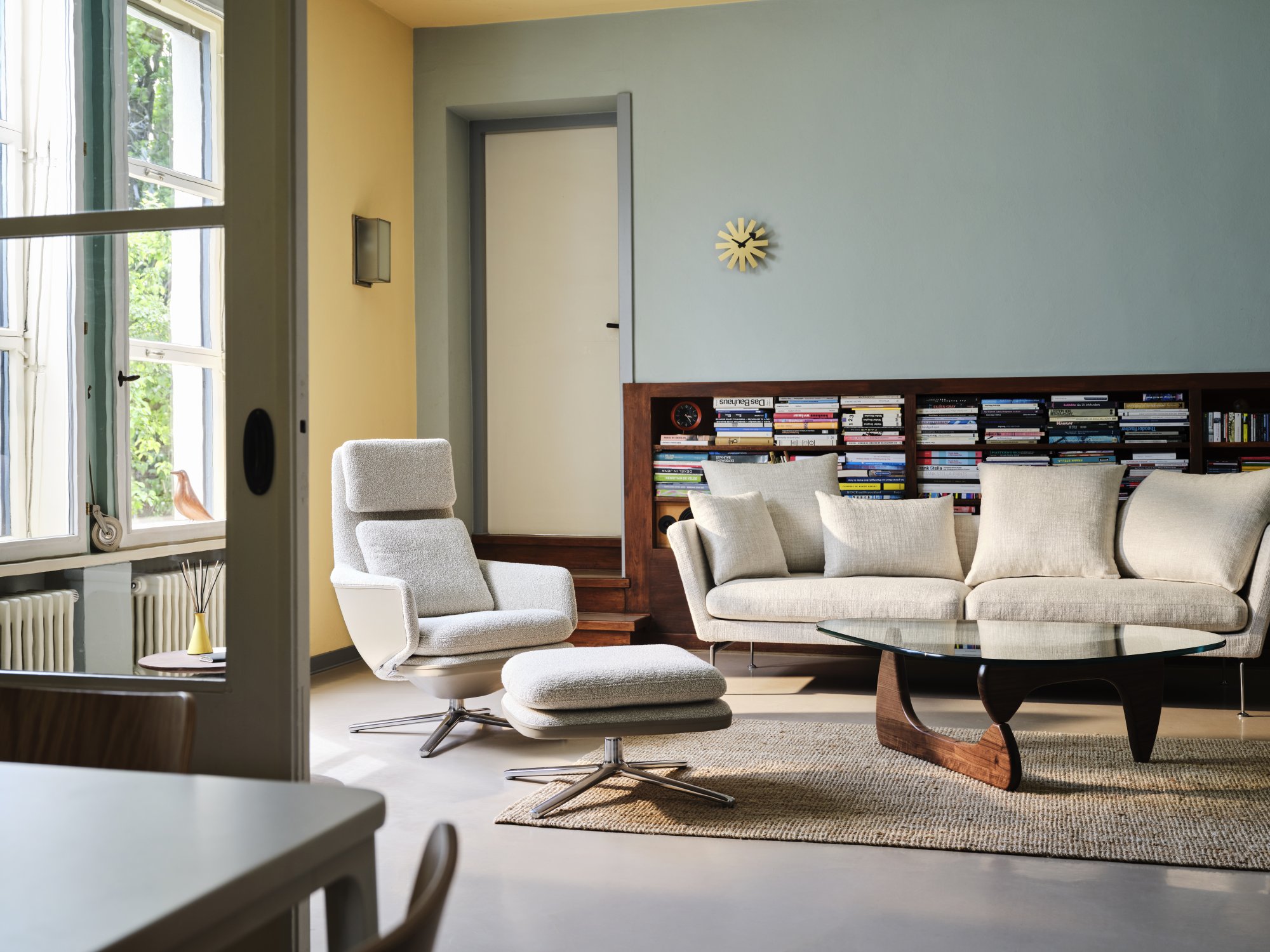 Vitra Noguchi coffee table, walnut | Finnish Design Shop