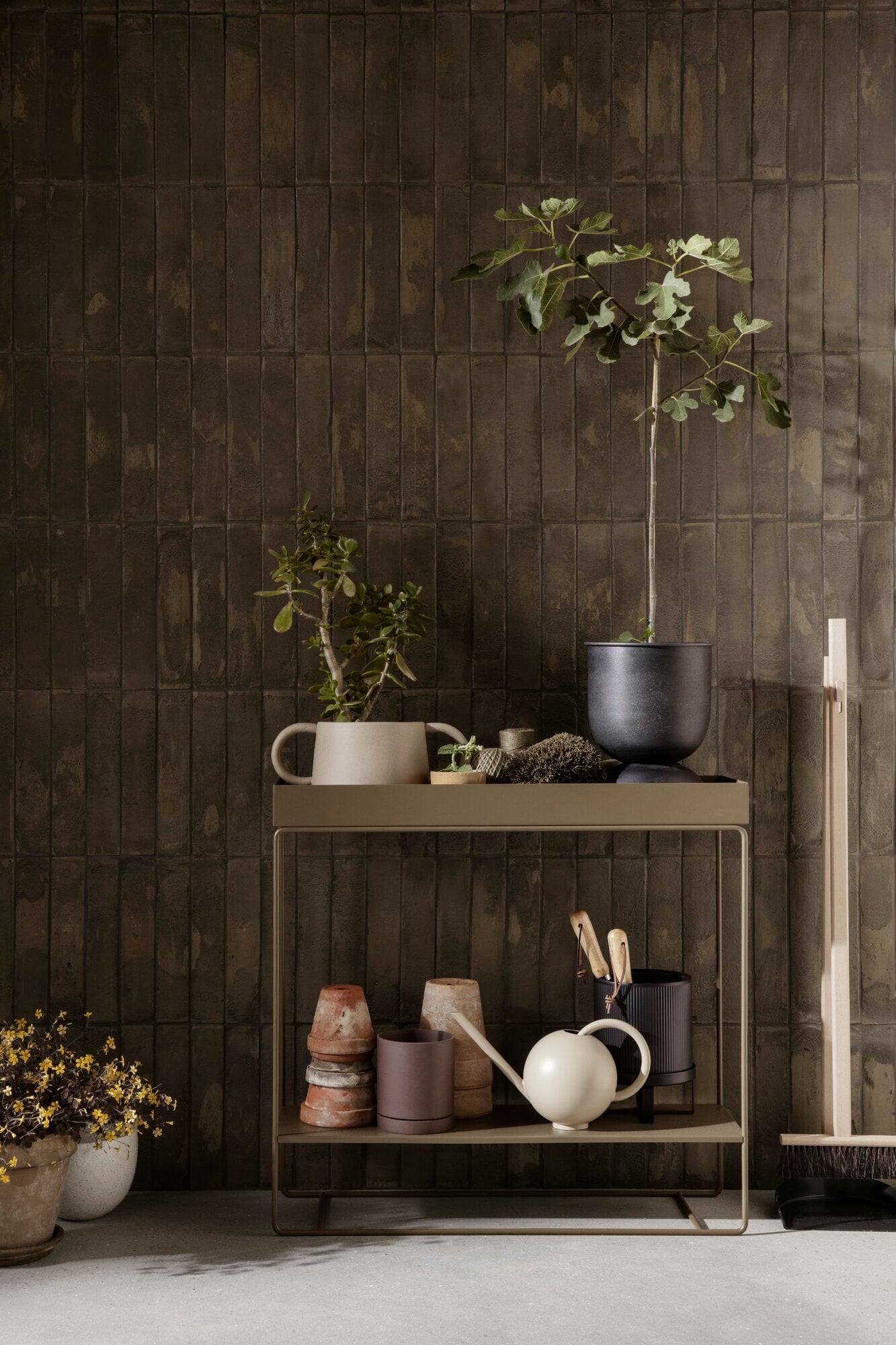 Ferm Living Hourglass pot, XS, black | Finnish Design Shop