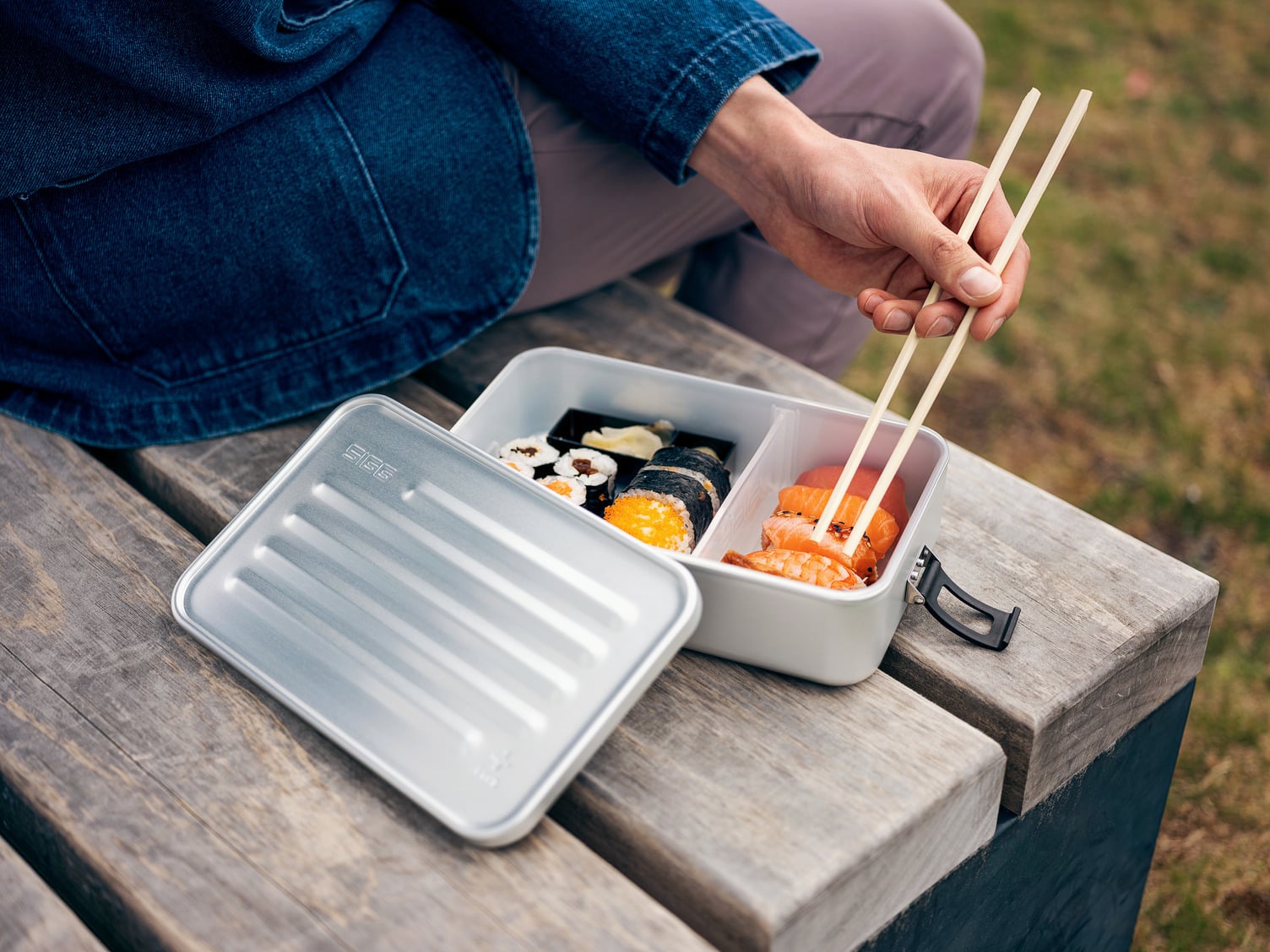 SIGG Metal Box Plus, L, aluminum | Finnish Design Shop