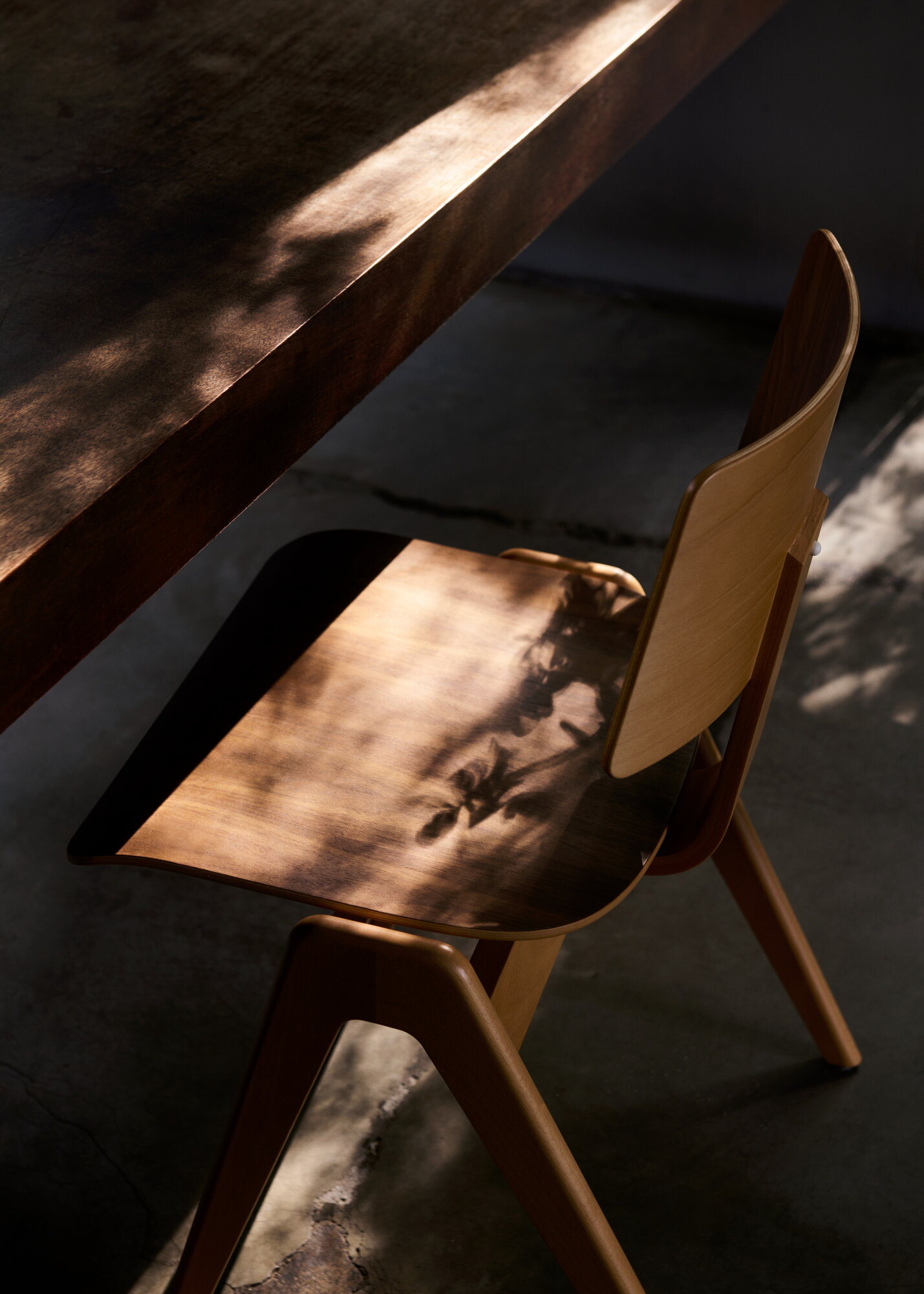 &Tradition Daystak RD1 side chair, beech - walnut | Finnish Design