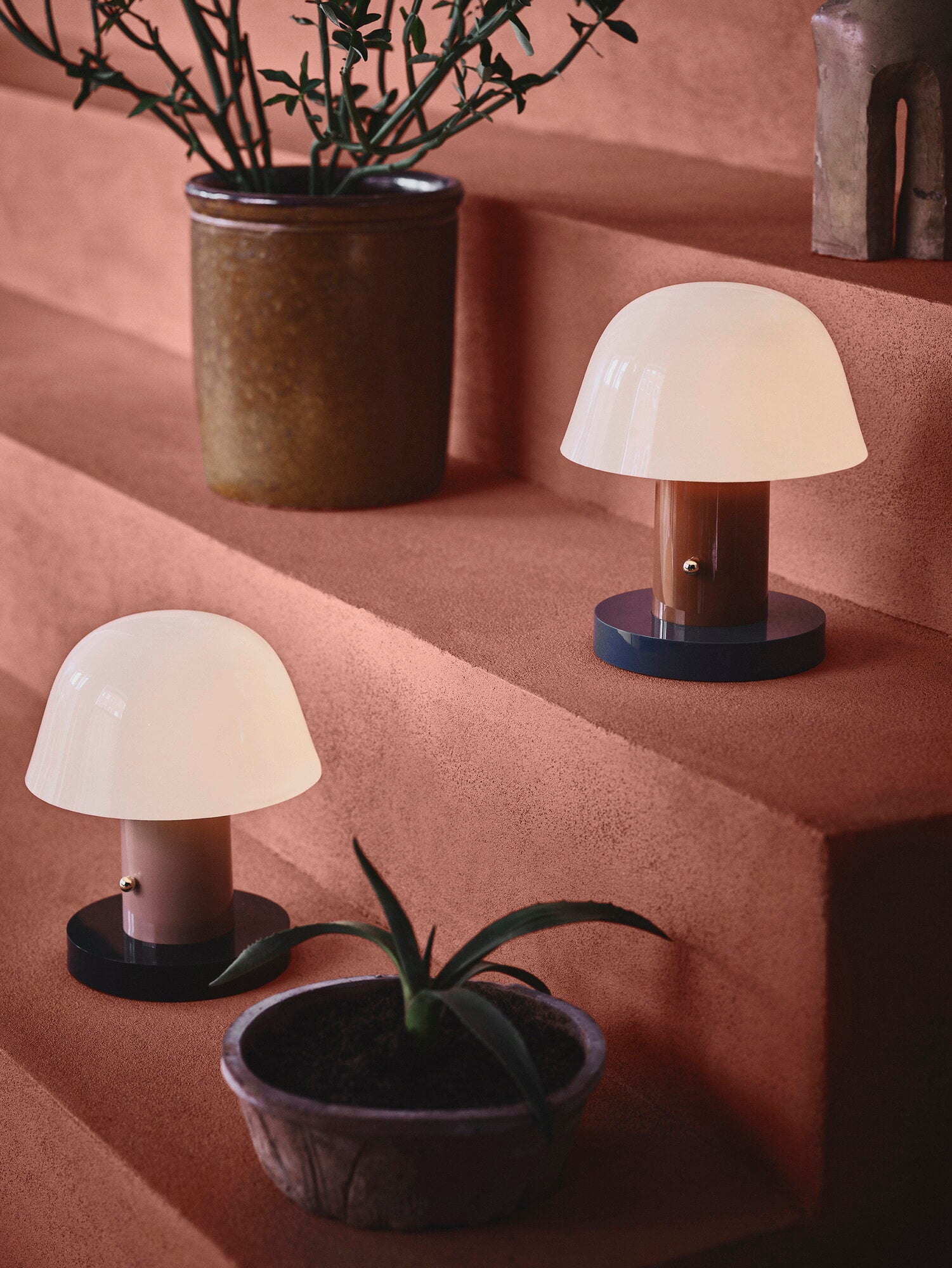 &Tradition Setago JH27 table lamp, nude - forest | Finnish Design Shop