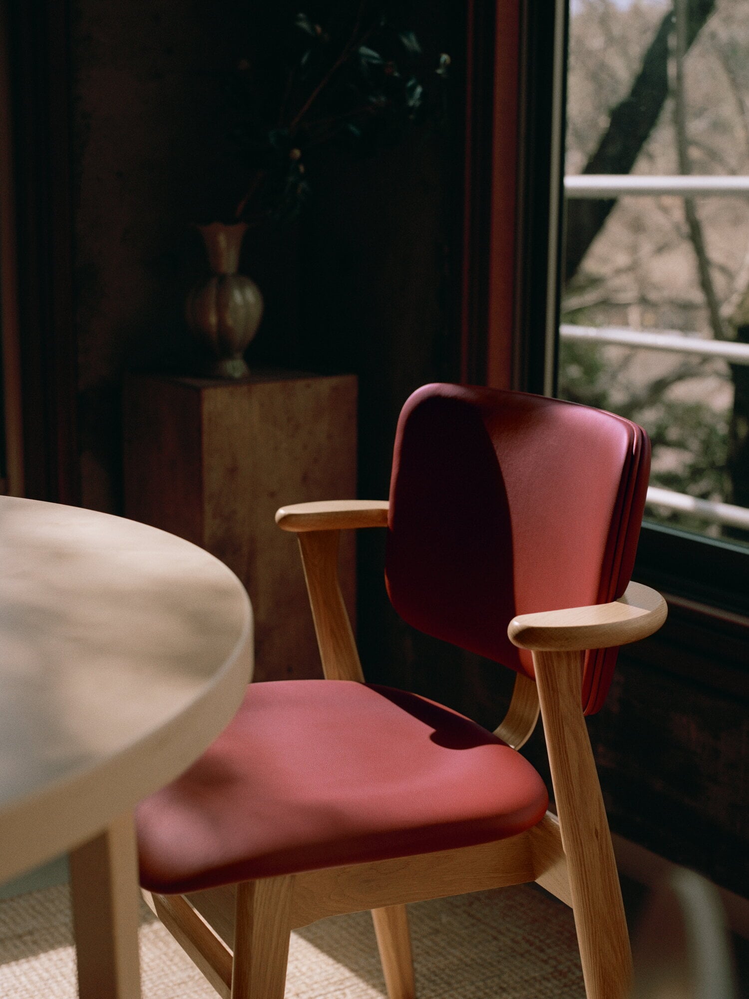 Artek Domus chair, lacquered oak - Spectrum terracotta - Prestige