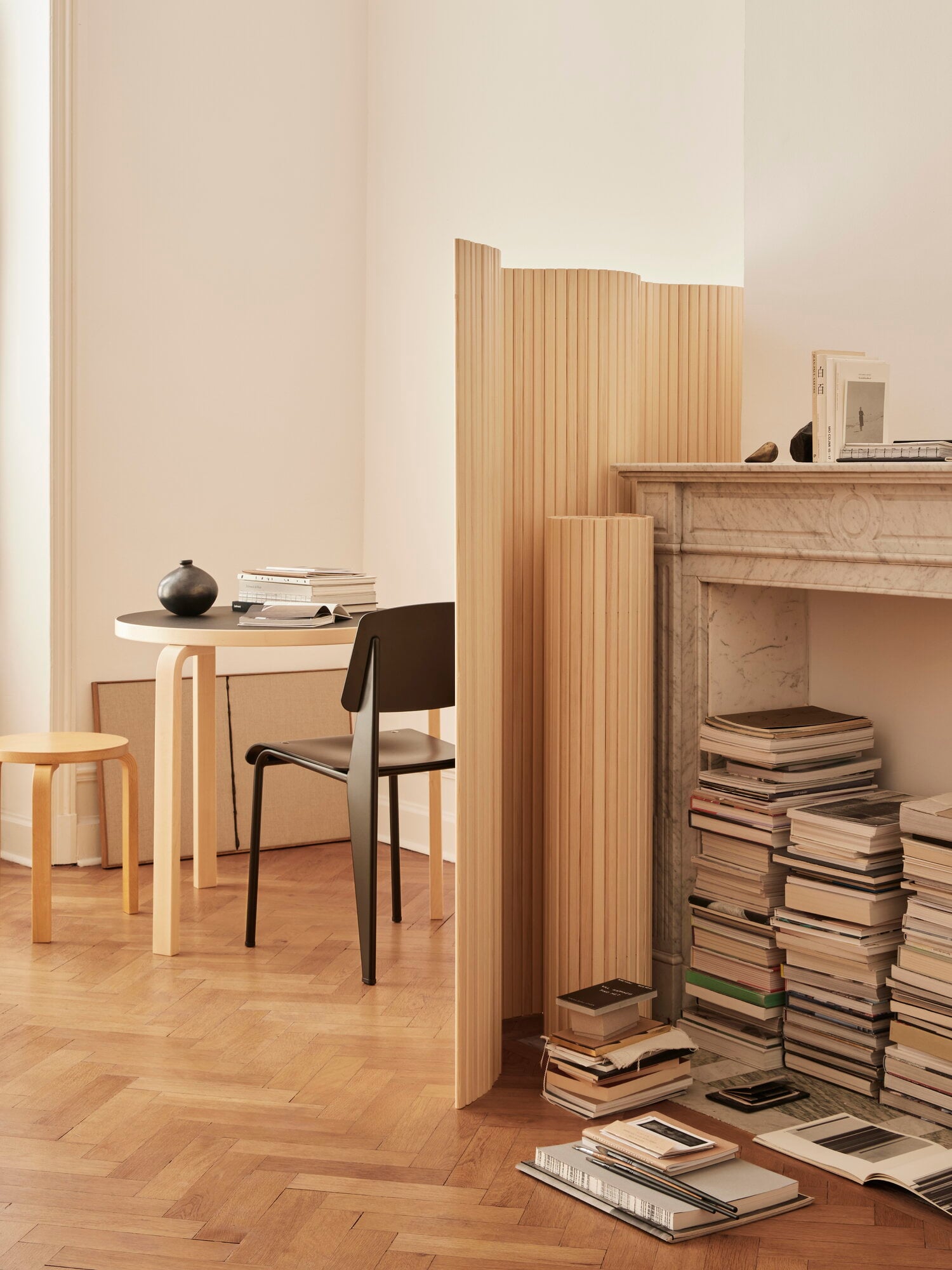 Artek Aalto Screen 100B, 150 x 200 cm, pine | Finnish Design Shop NL