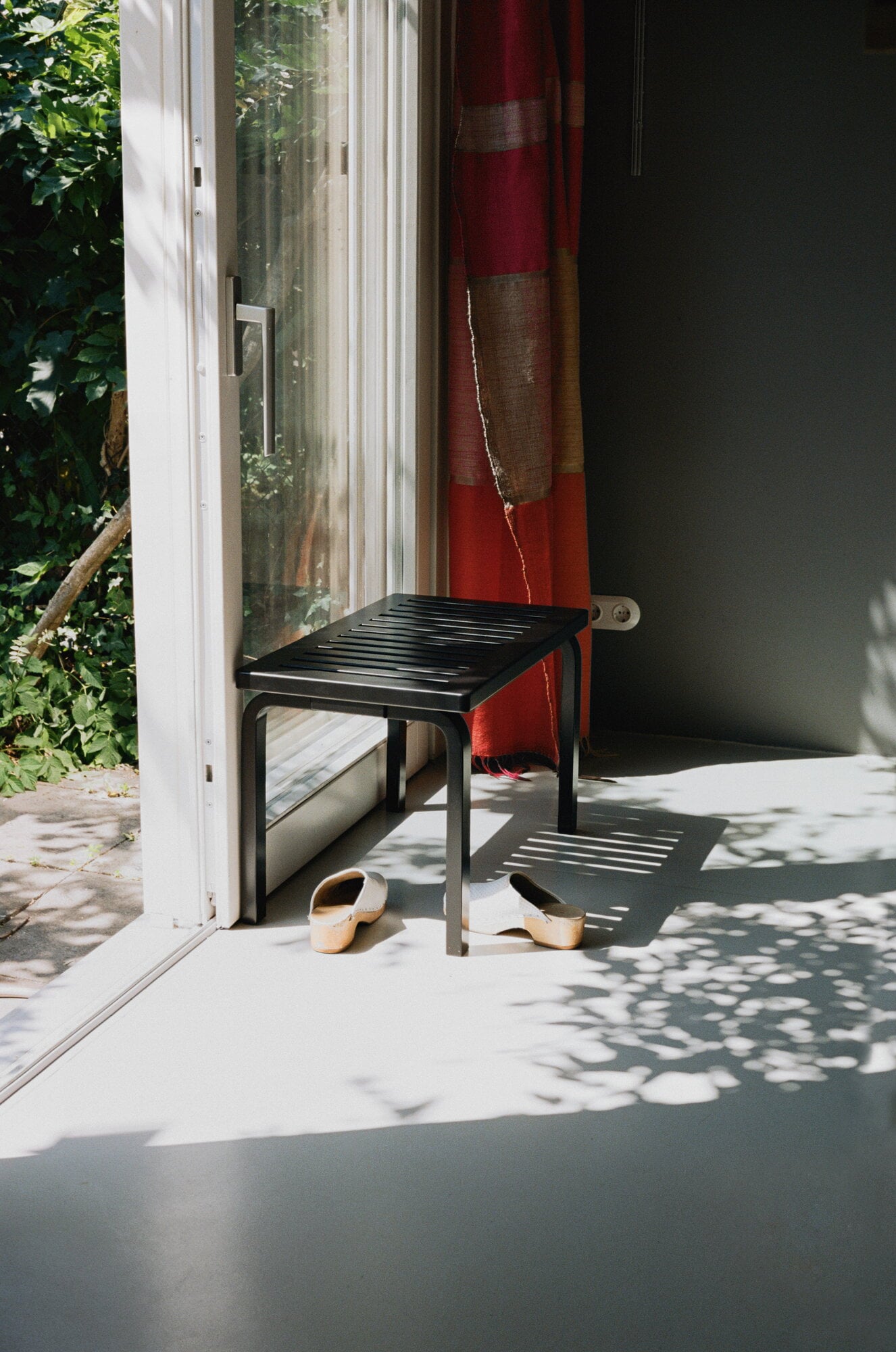 Artek Aalto bench 153B, black | Finnish Design Shop