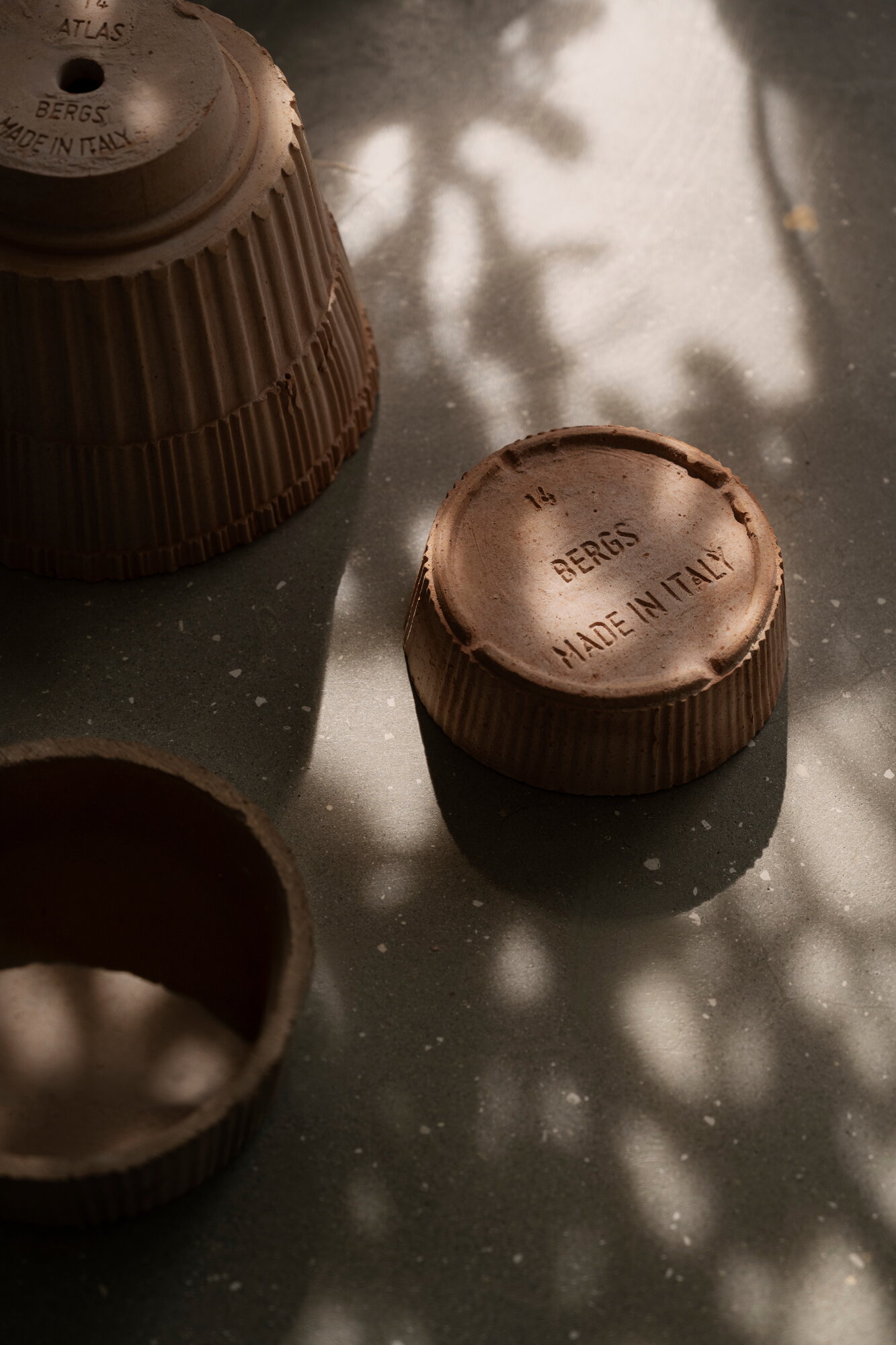 Bergs Potter Atlas flowerpot with saucer, raw rosa | Finnish Design Shop IE