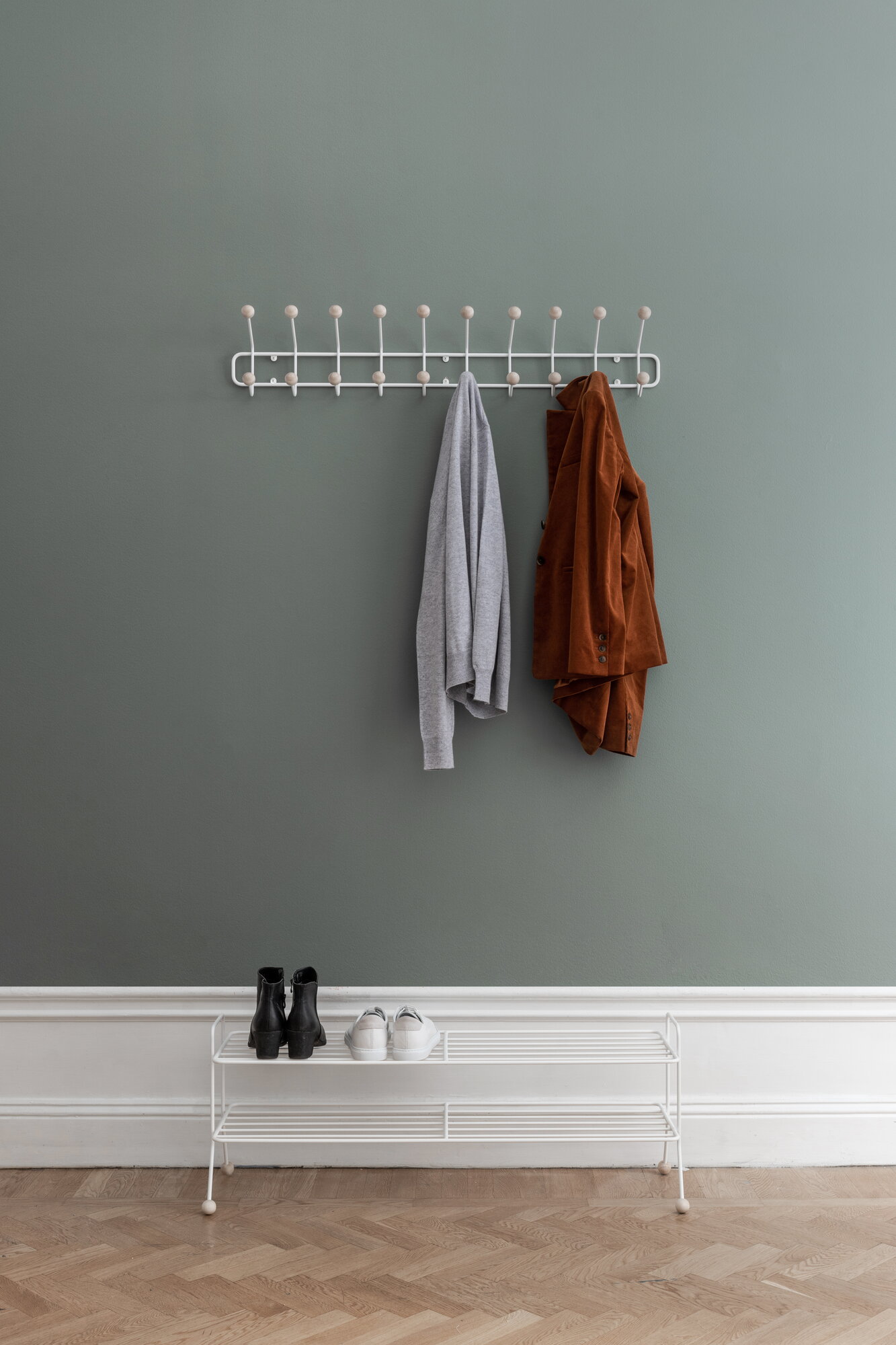 Maze Bill Horizontal coat rack, L, white | Finnish Design Shop