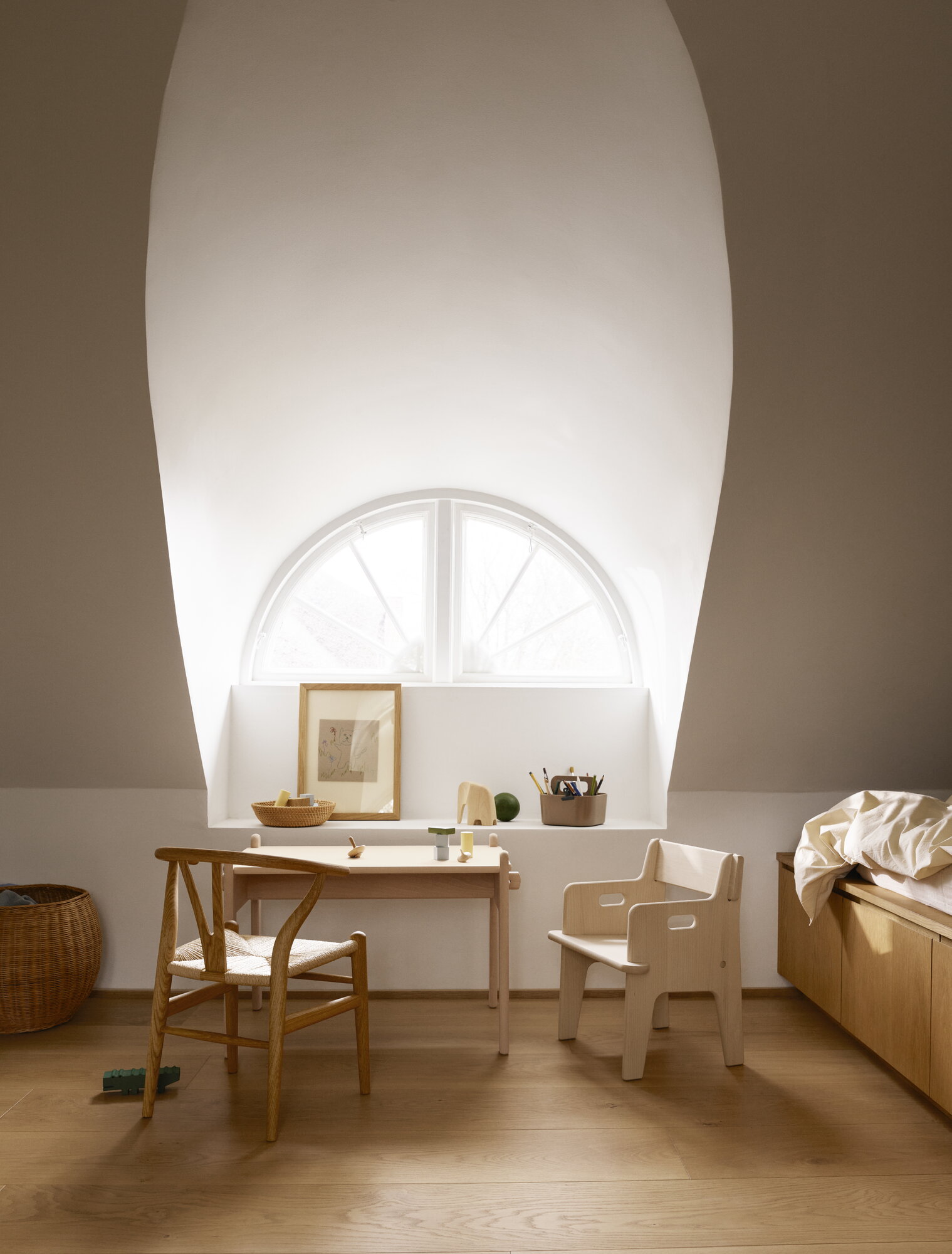 Carl Hansen & Søn CH24 Wishbone children's chair, oiled oak