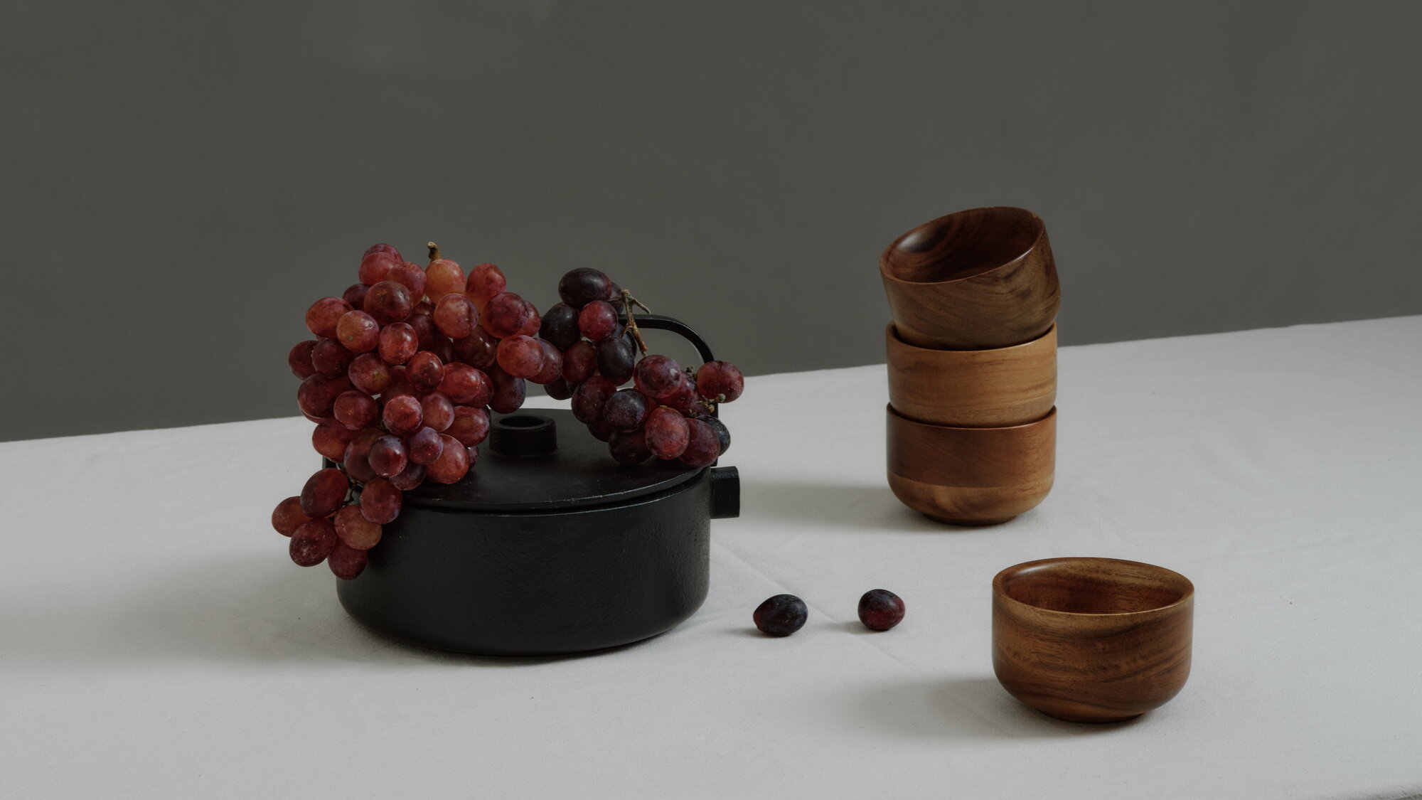 Serax Collage tea pot, cast iron | Finnish Design Shop