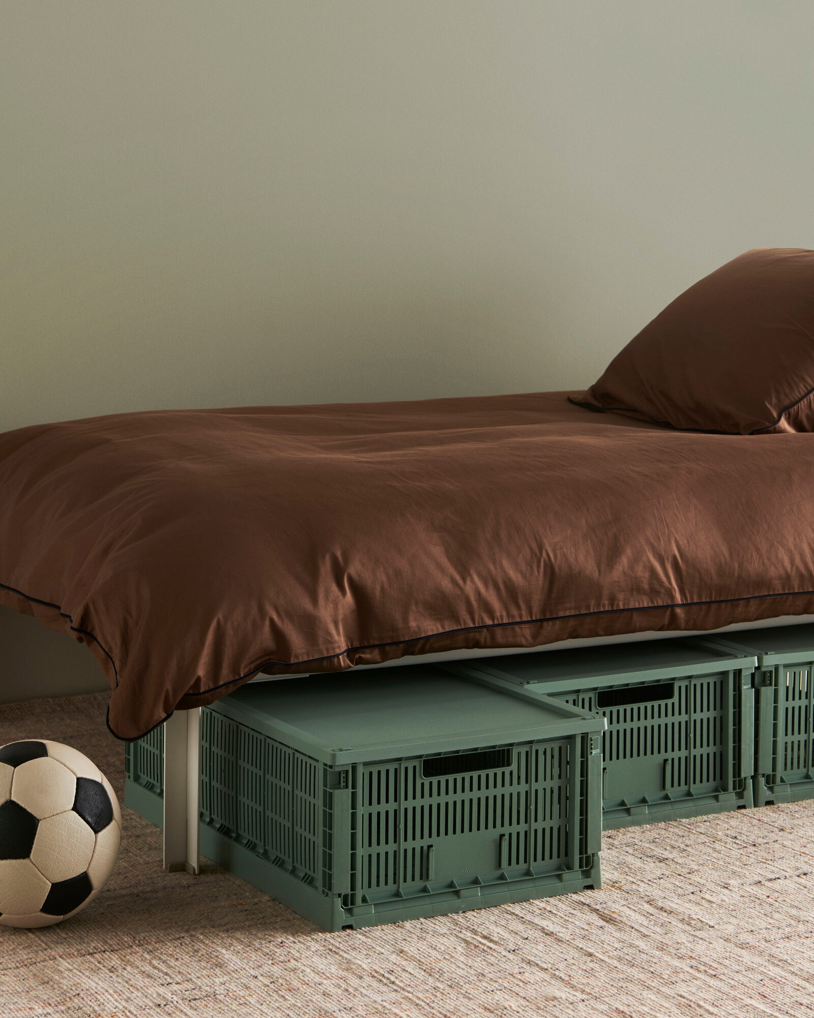 IDesign The Home Edit Contenitore Medio In Plastica Riciclata Con Coperchio Ermetico 10,2x15,2x15,6cm - 4