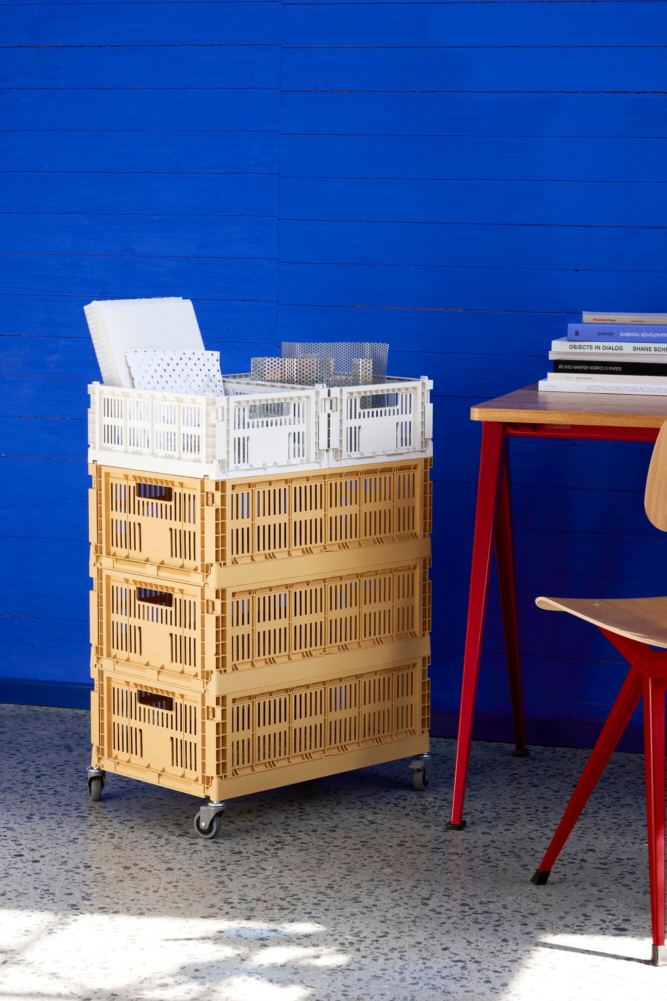 HAY Colour Crate, M, recycled plastic, off-white | Finnish Design Shop