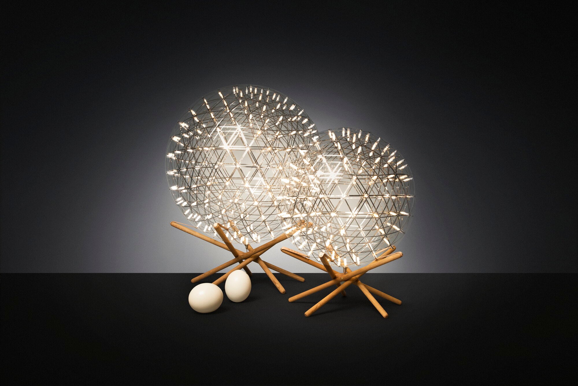 moooi(モーイ)幾何学的デザインシャンデリアRaimond 2 R61 レイモンド2 R61｜moooi Japan｜モーイオフィシャルサイト｜照明 家具