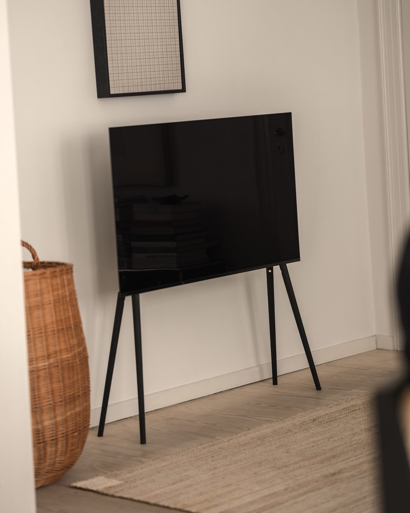 JALG TV stand, 42''-55'', black birch | Finnish Design Shop CH