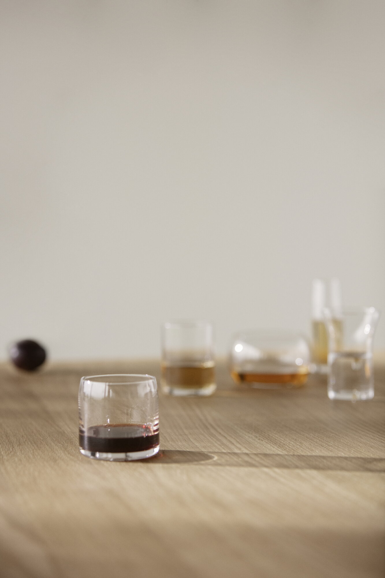 Set Di 4 Bicchieri Da Grappa Eisch Superior Sensisplus Con Detersivo Dekomiro 50ml – Cristallo, Altezza 203mm