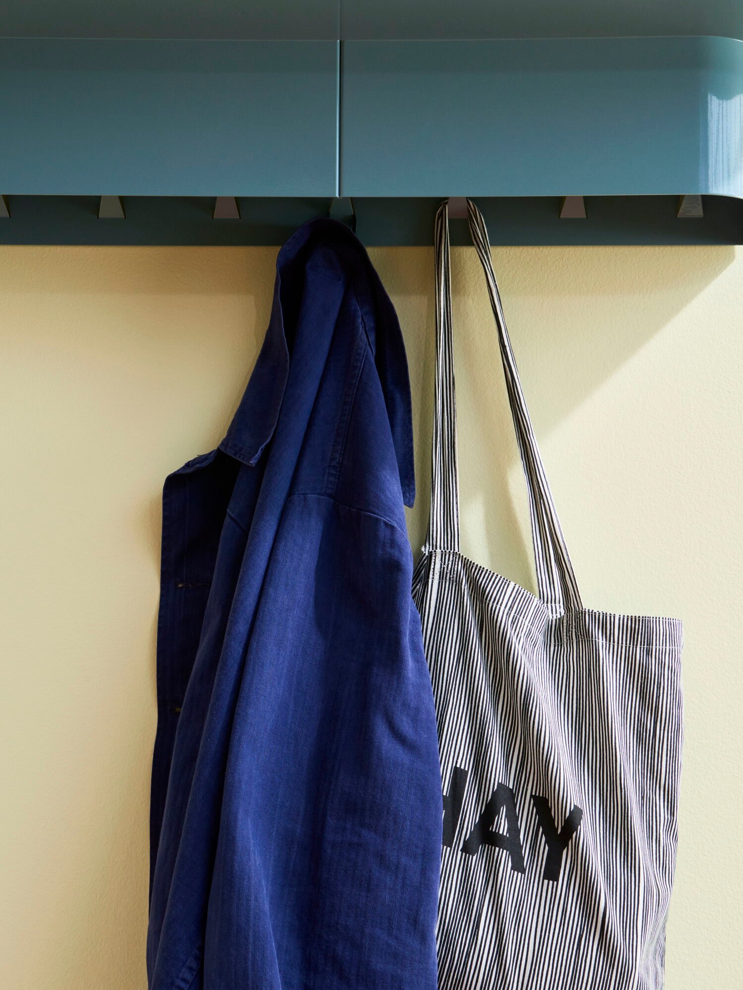 HAY Korpus shelf L, 7 hooks, sea | Finnish Design Shop