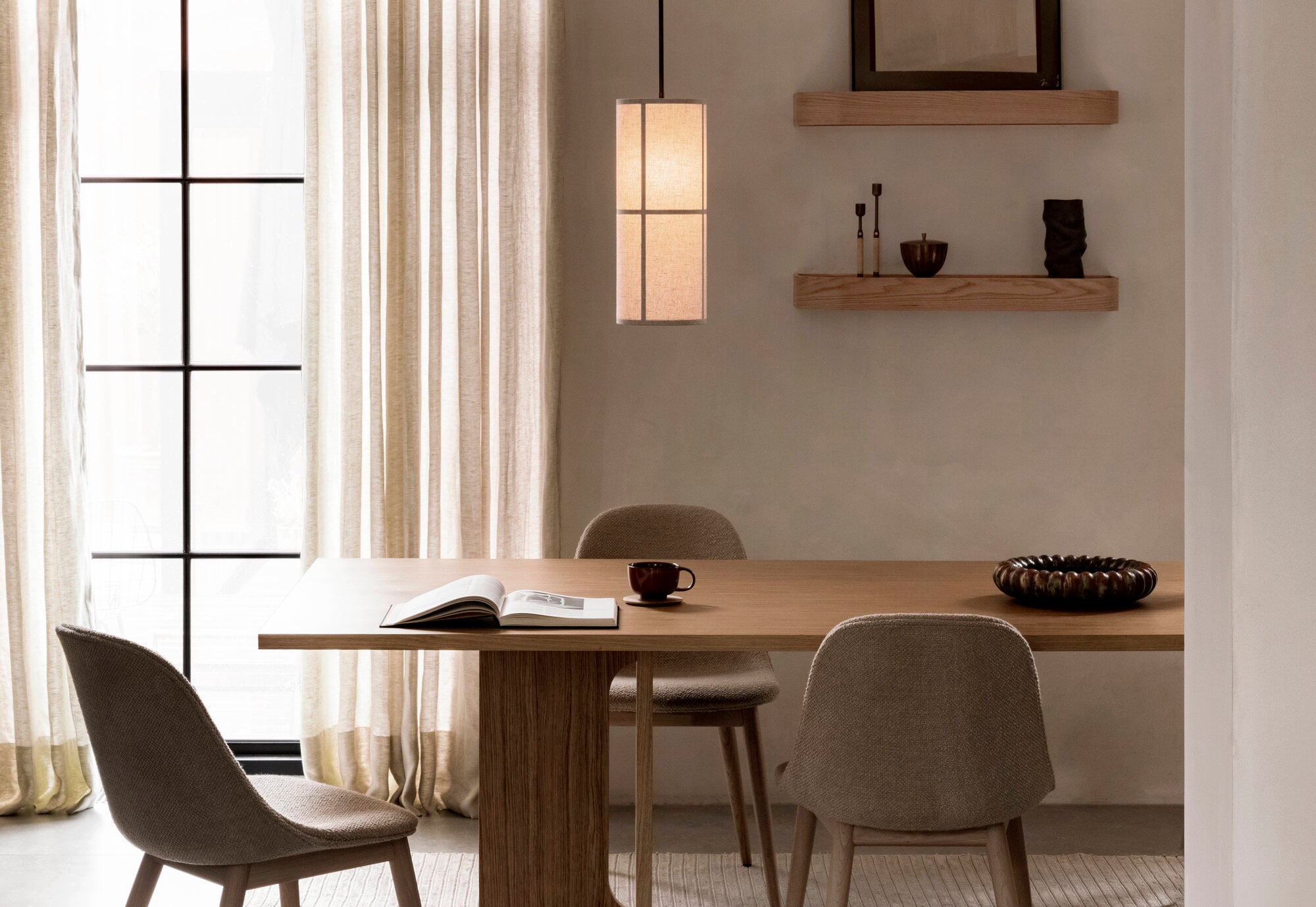 Audo Copenhagen Androgyne dining table, 210 x 109 cm, oak | Finnish ...