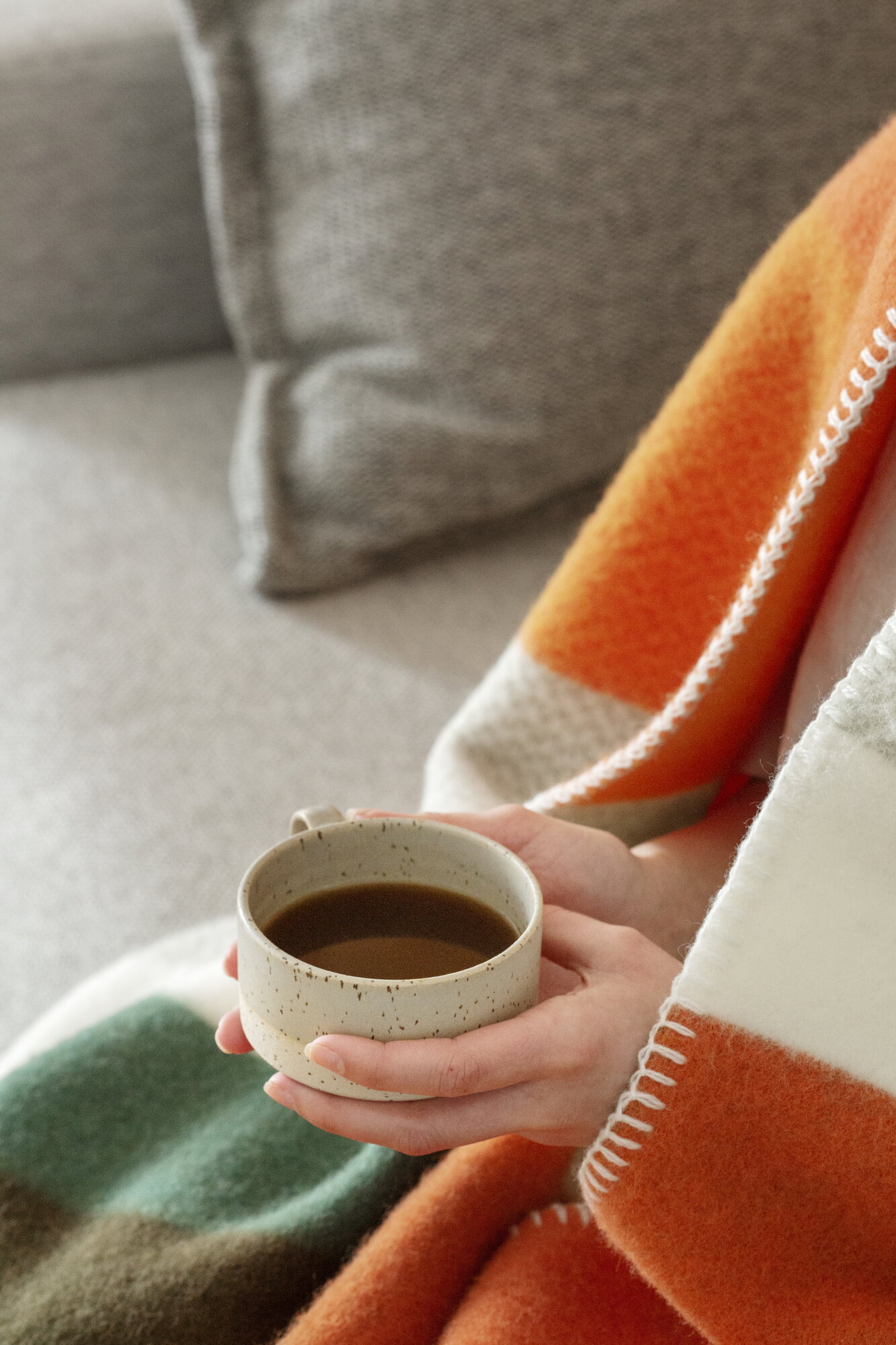 e*e様 ROROS tweed 北欧ノルウェー上質　かわいいブランケット135 Røros Tweed Mikkel throw, 135 x 200 cm, orange | Finnish Design Shop