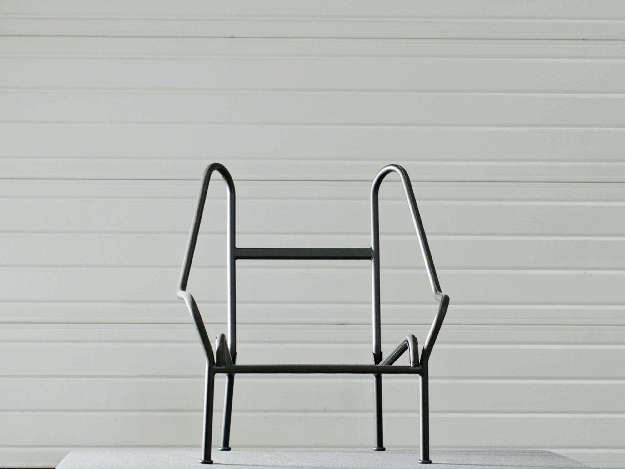 HAY O2 lounge chair, black - lift black | Finnish Design Shop