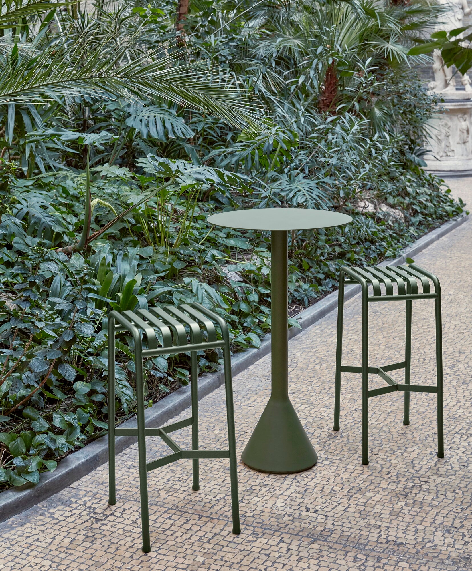 スツール HAY PALISSADE BAR STOOL オリーブ HAY Palissade bar stool, olive | Finnish Design Shop NL
