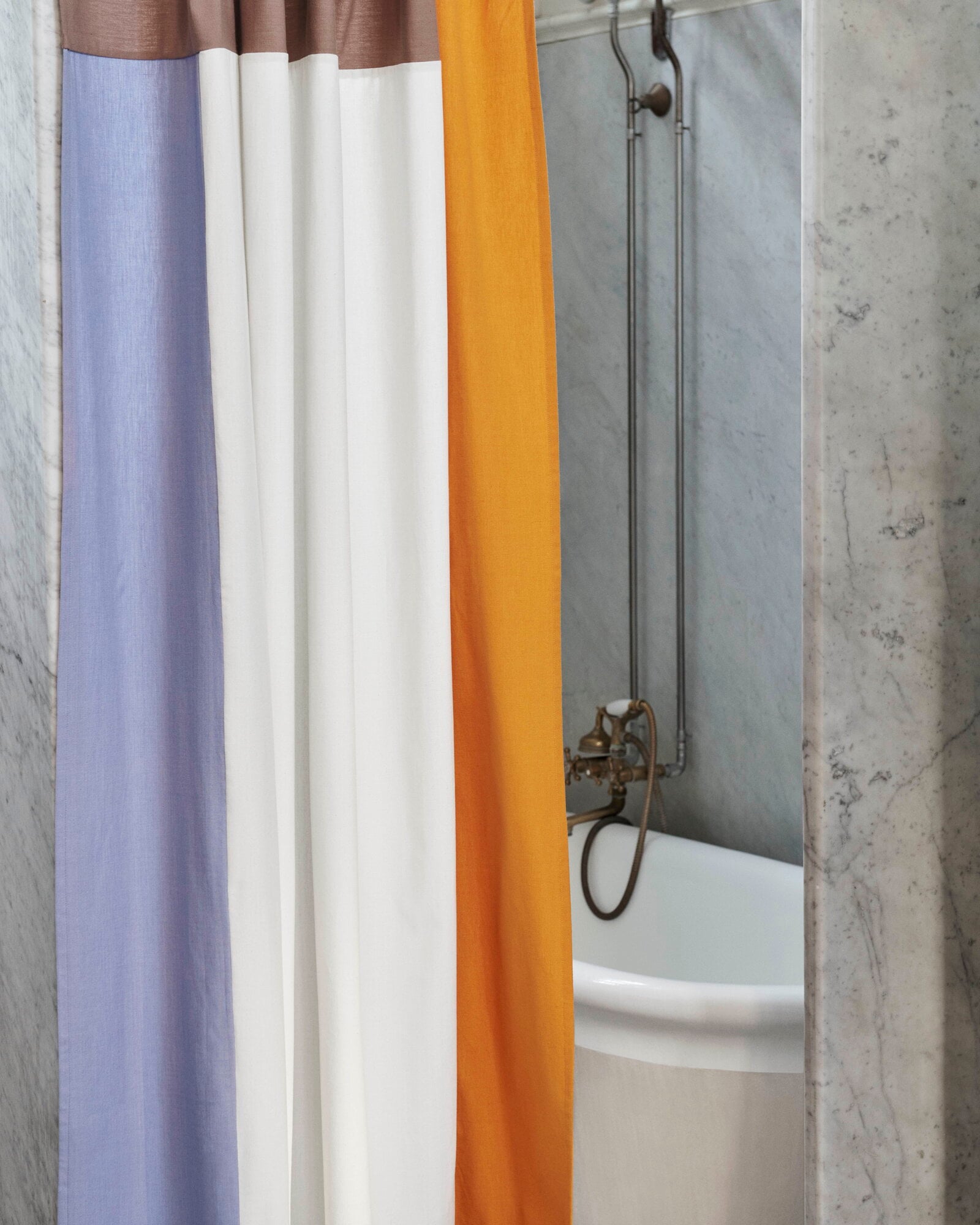 HAY Pivot shower curtain, 180 x 200 cm, cream | Finnish Design Shop CH