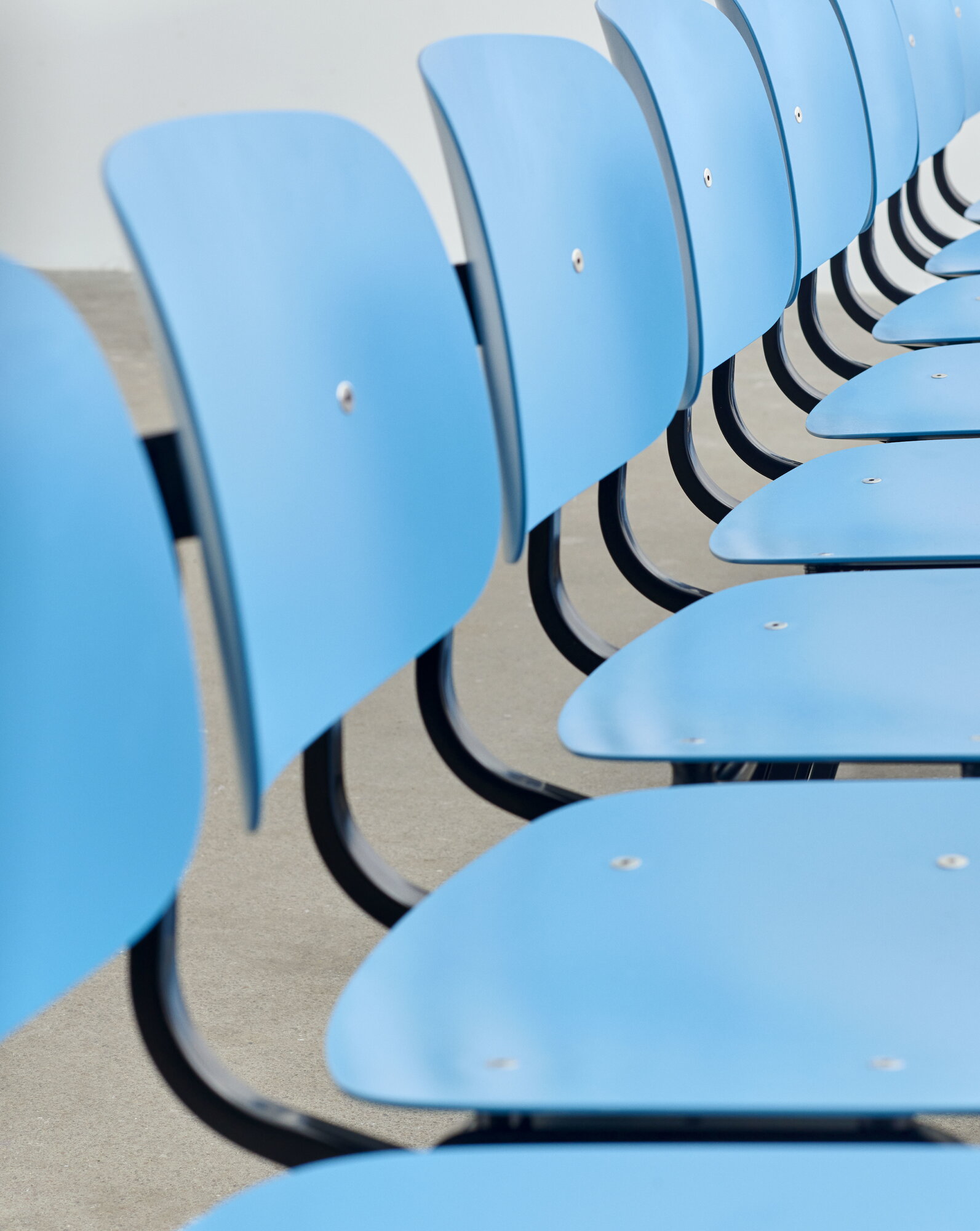 HAY Revolt chair, black - azure blue 3.0 | Finnish Design Shop