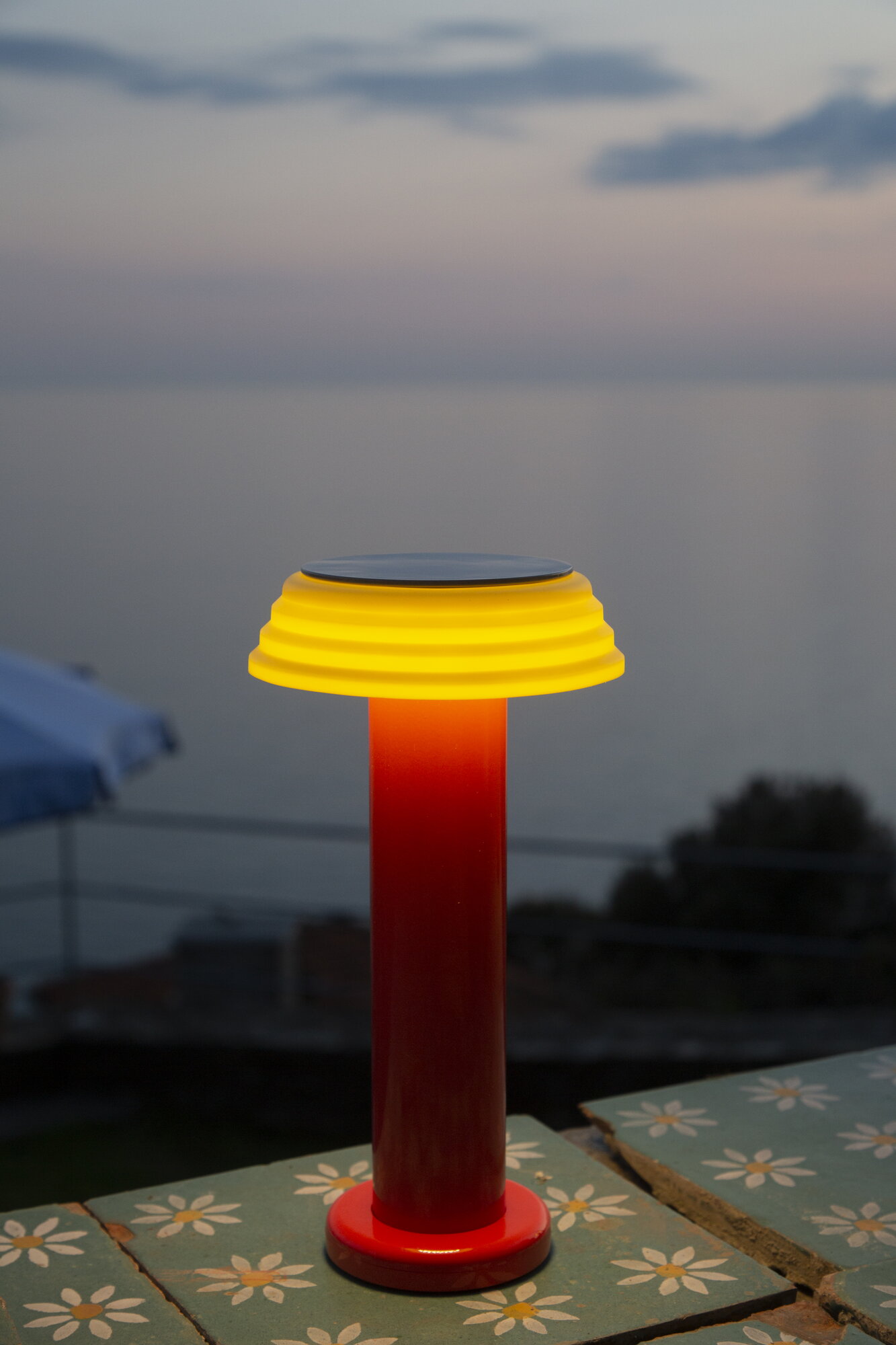 Sowden PL1 portable table lamp, red | Finnish Design Shop