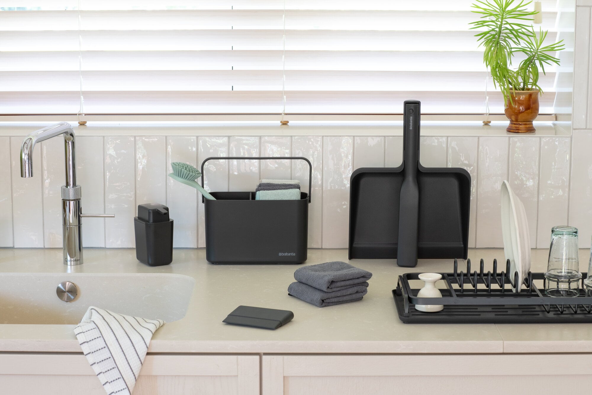 Cesta de limpieza SinkSide - Dark Grey