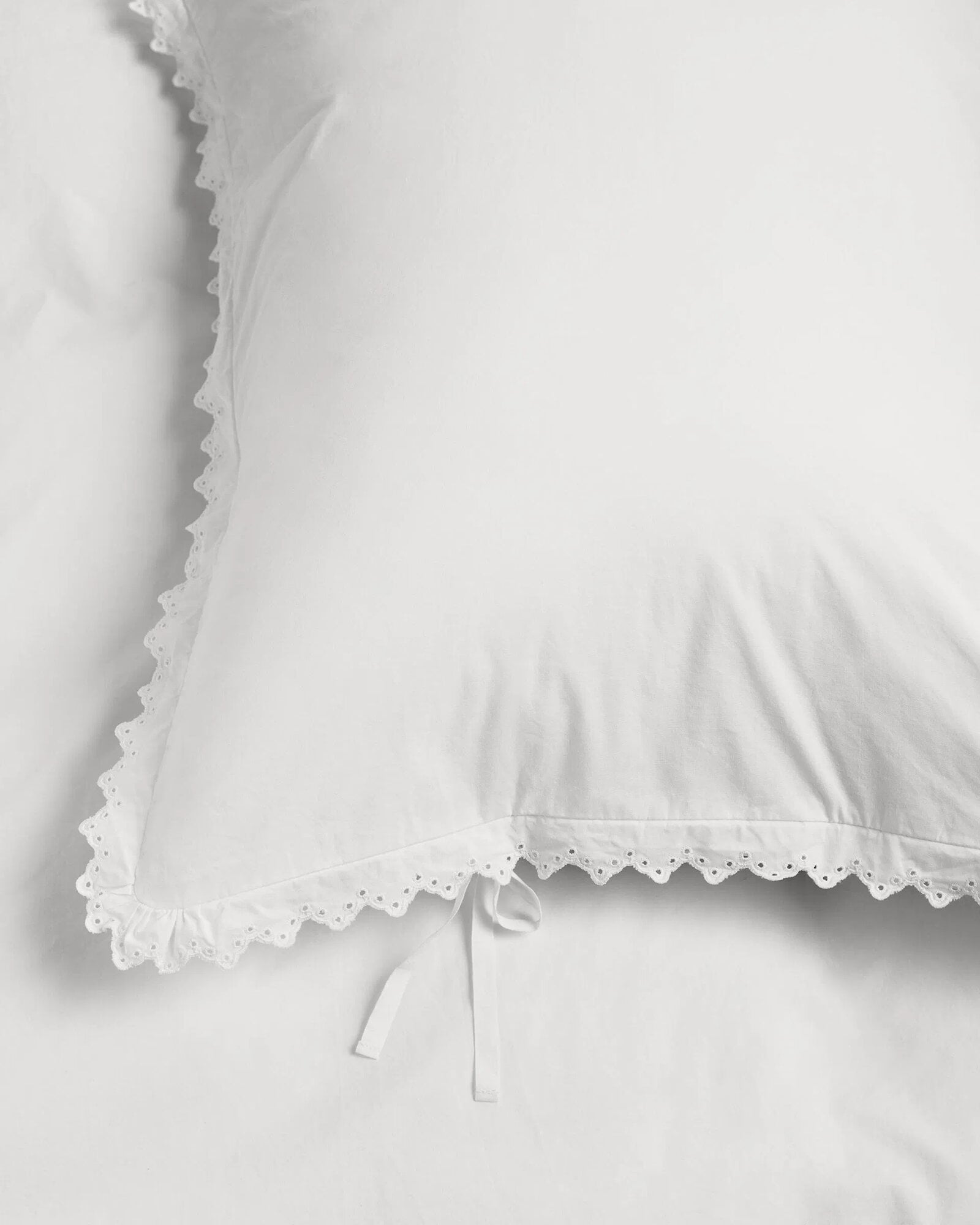 Broderie Anglaise Anaïs pillow sham - Thumbnail 4