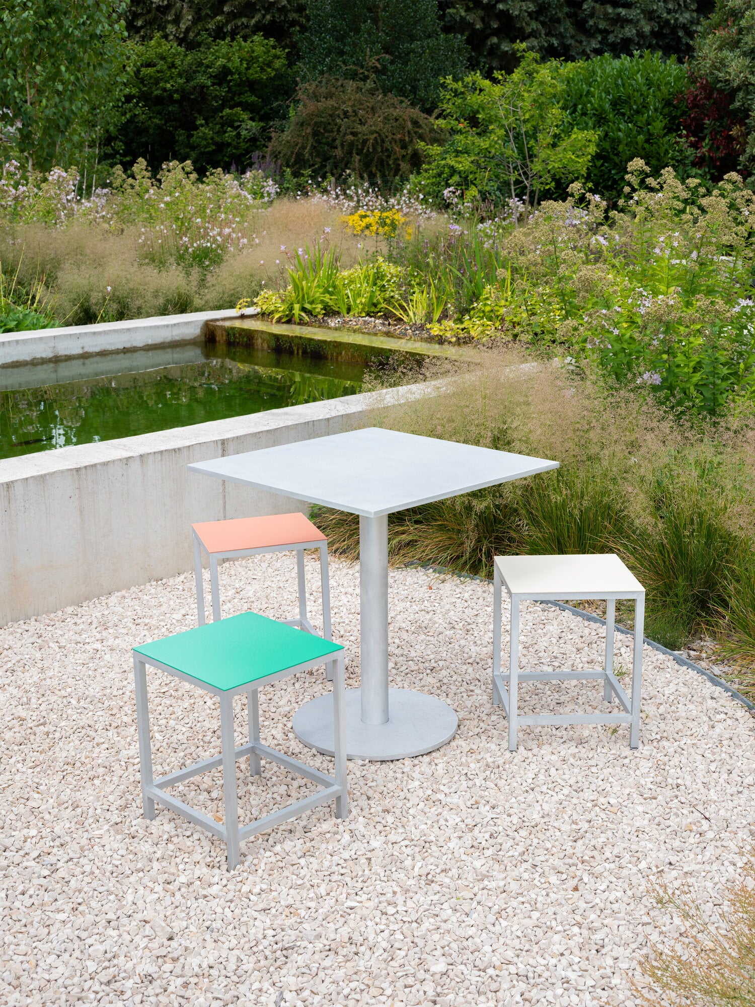 valerie_objects Alu stool, S, pink | Finnish Design Shop