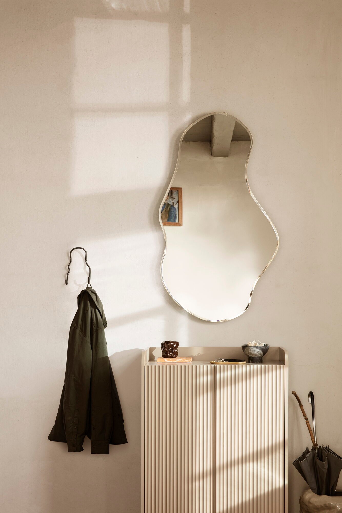 Ferm Living Pond mirror, large, brass | Finnish Design Shop
