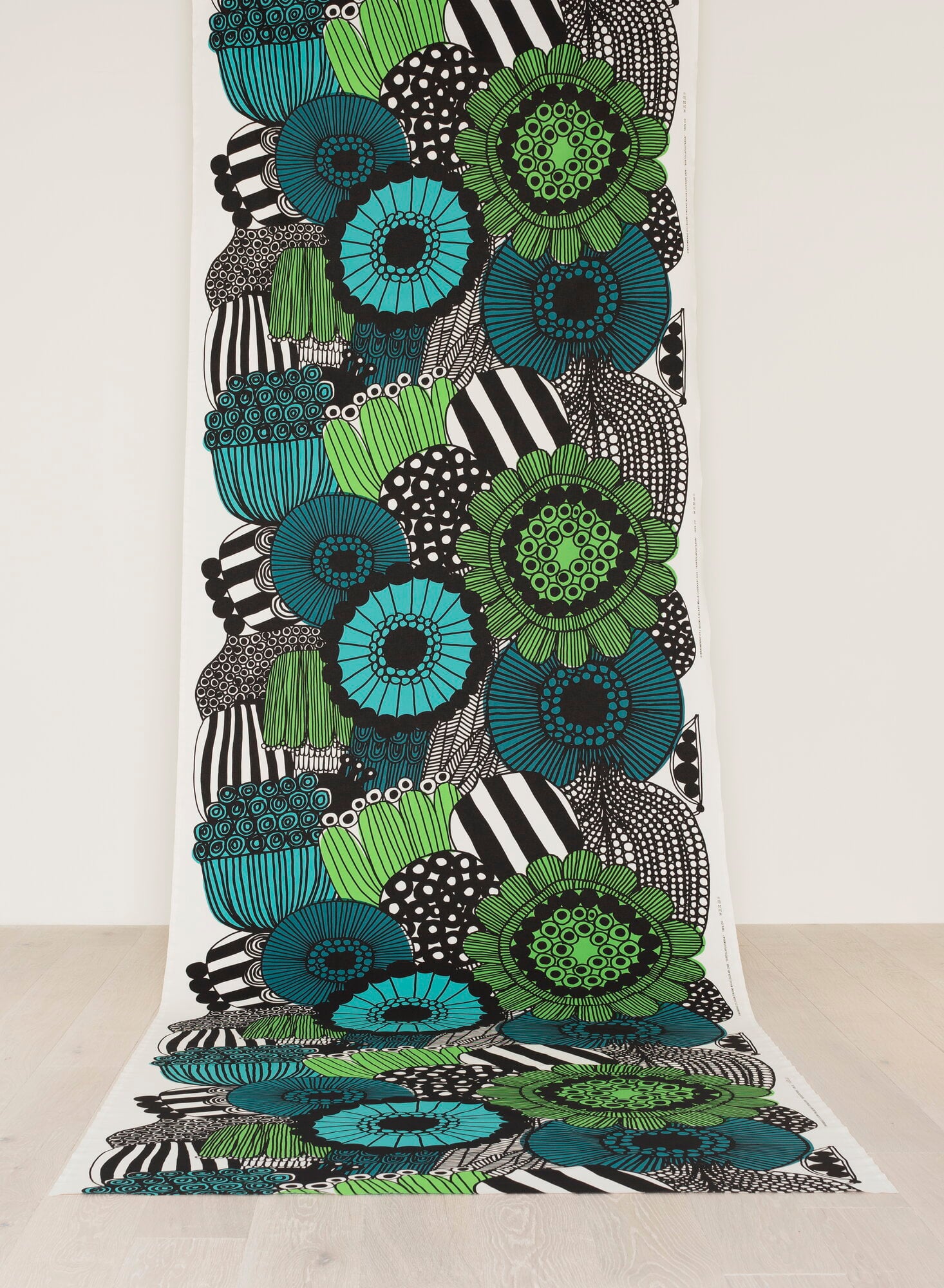 Marimekko Siirtolapuutarha fabric, green | Finnish Design Shop