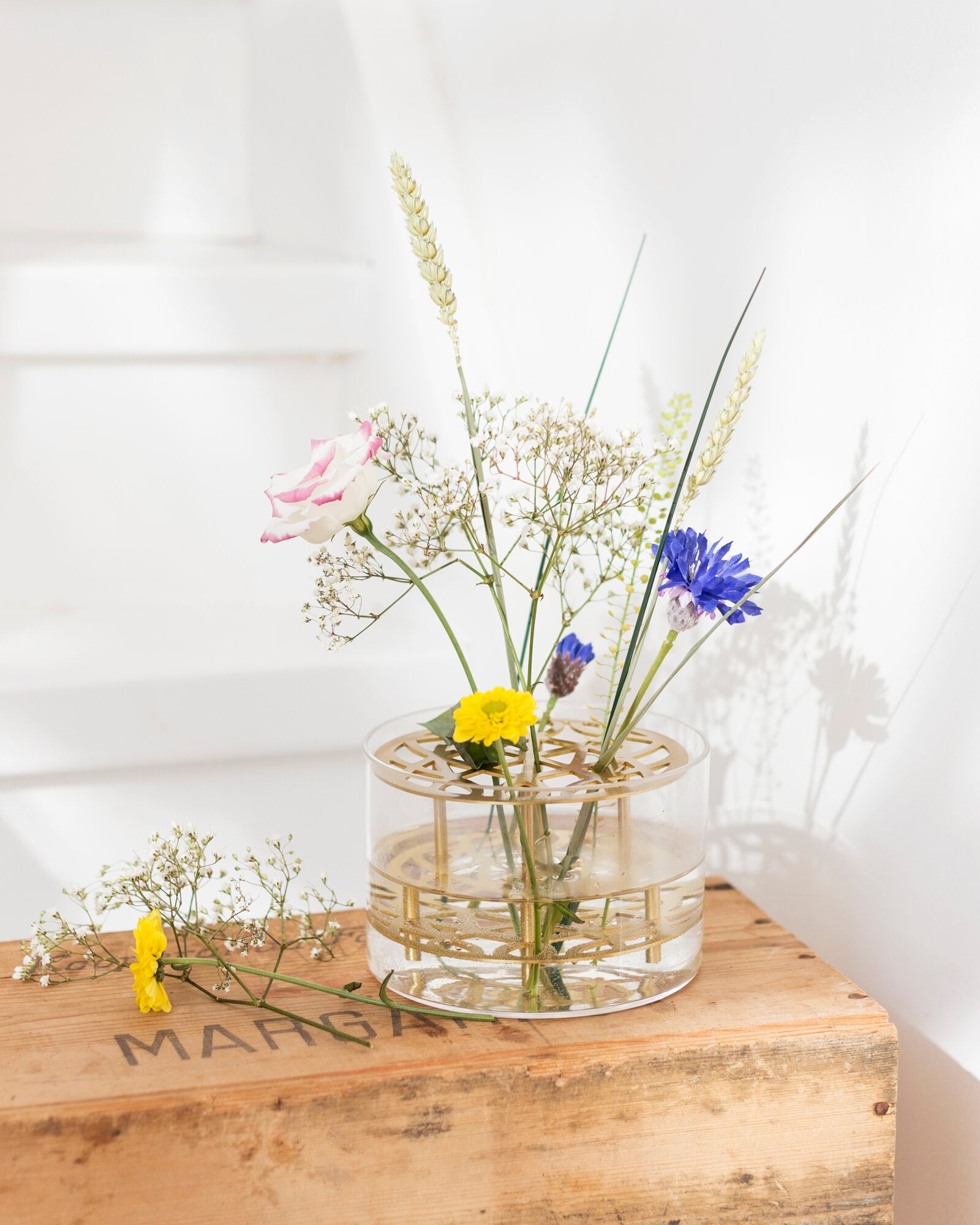 Klong Äng vase, small, brass | Finnish Design Shop