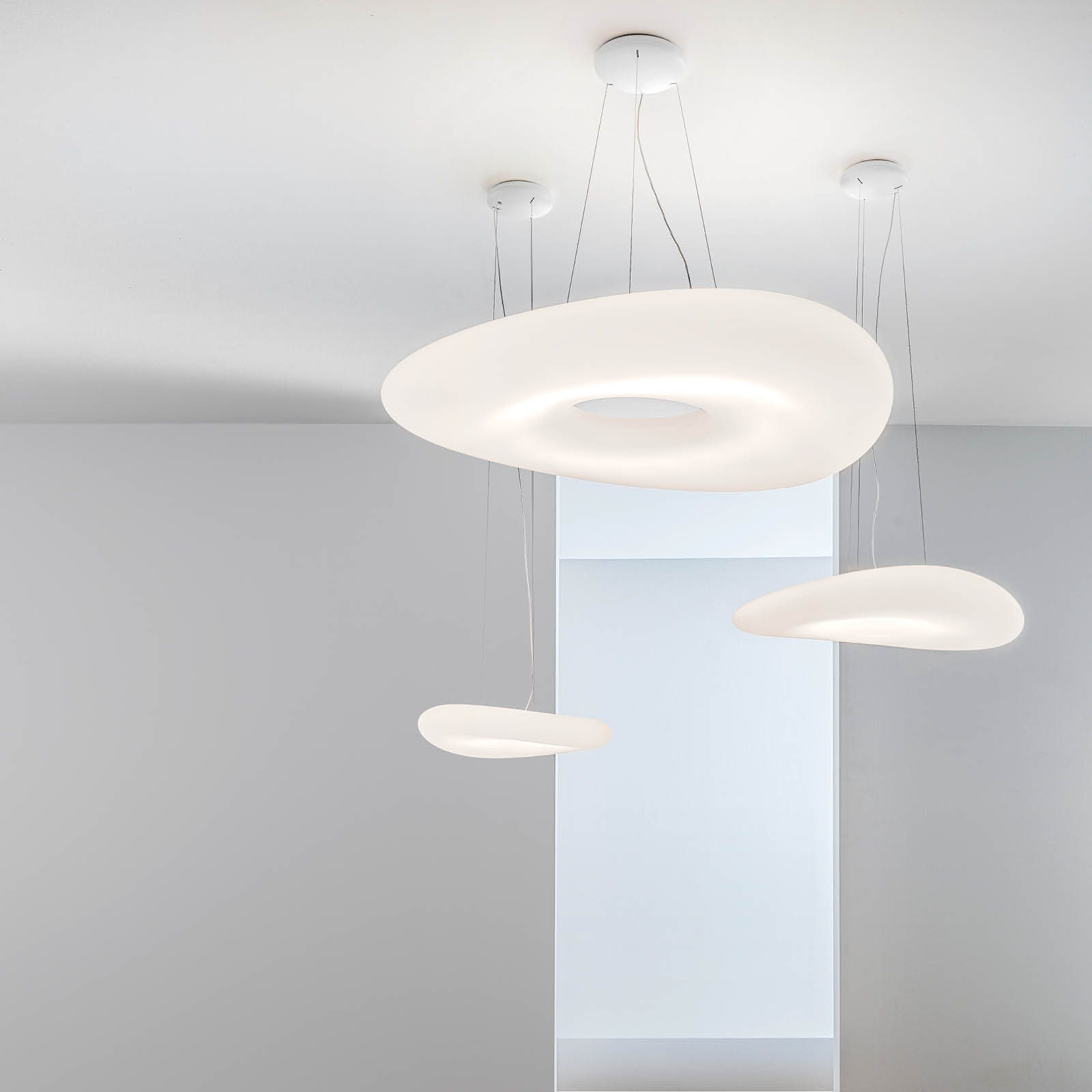 Stilnovo Mr. Magoo pendant, 75 cm, 3000K, phase cut, white | Finnish ...