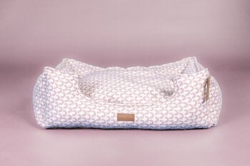 PAIKKA Treasure Bed koiranpeti, 95 x 75 cm, vaaleanpunainen, sisustuskuva