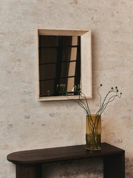 Ferm Living Lancet peili, travertiini, sisustuskuva