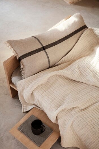 ferm LIVING Calm cushion, 40 x 90 cm, camel - black