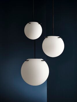 Frandsen Lampada a sospensione Koi, 19 cm, opale bianco - nero