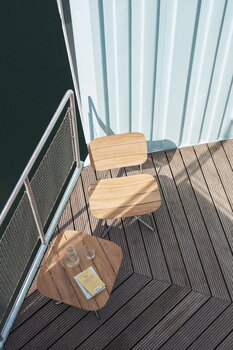 Skagerak Lilium nojatuoli, tiikki - ruostumaton teräs, sisustuskuva