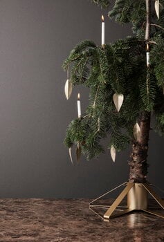 ferm LIVING Pied de sapin de Noël, laiton, image décorative