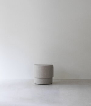 Normann Copenhagen Pouf Silo, piccolo, grigio chiaro, immagine decorativa
