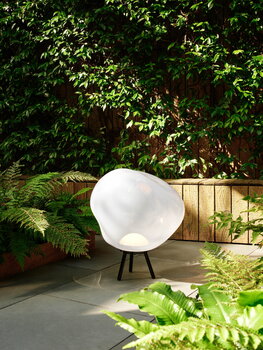 Tom Dixon Lampada portatile Melt, grande, opale - nero, immagine decorativa