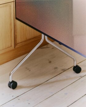 Pedestal Moon Rollin' TV stand, chrome, decoration image